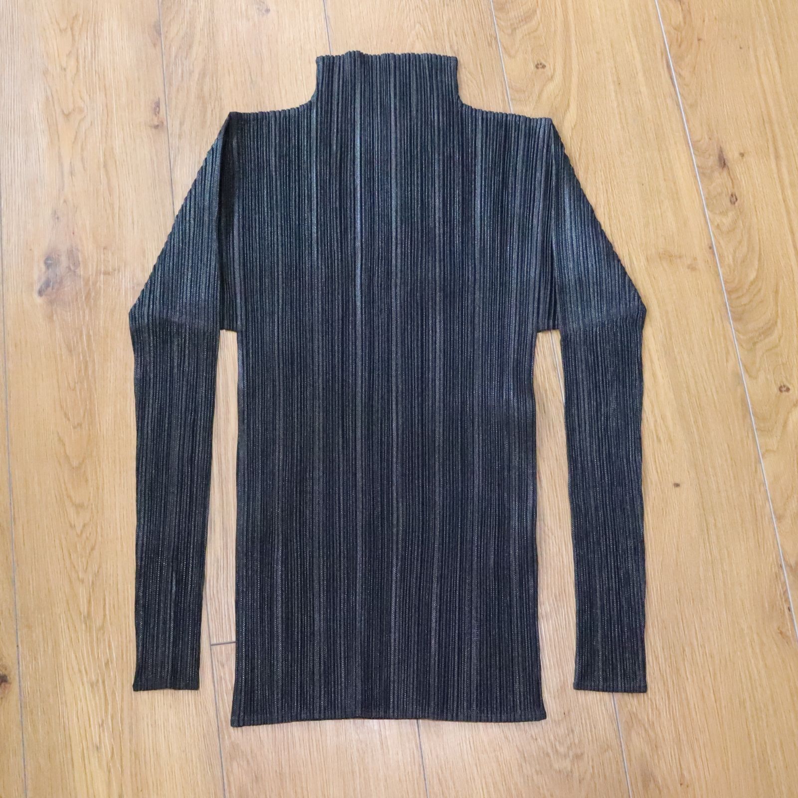 PLEATS PLEASE プリーツプリーズ イッセイミヤケ セットアップ 光沢 