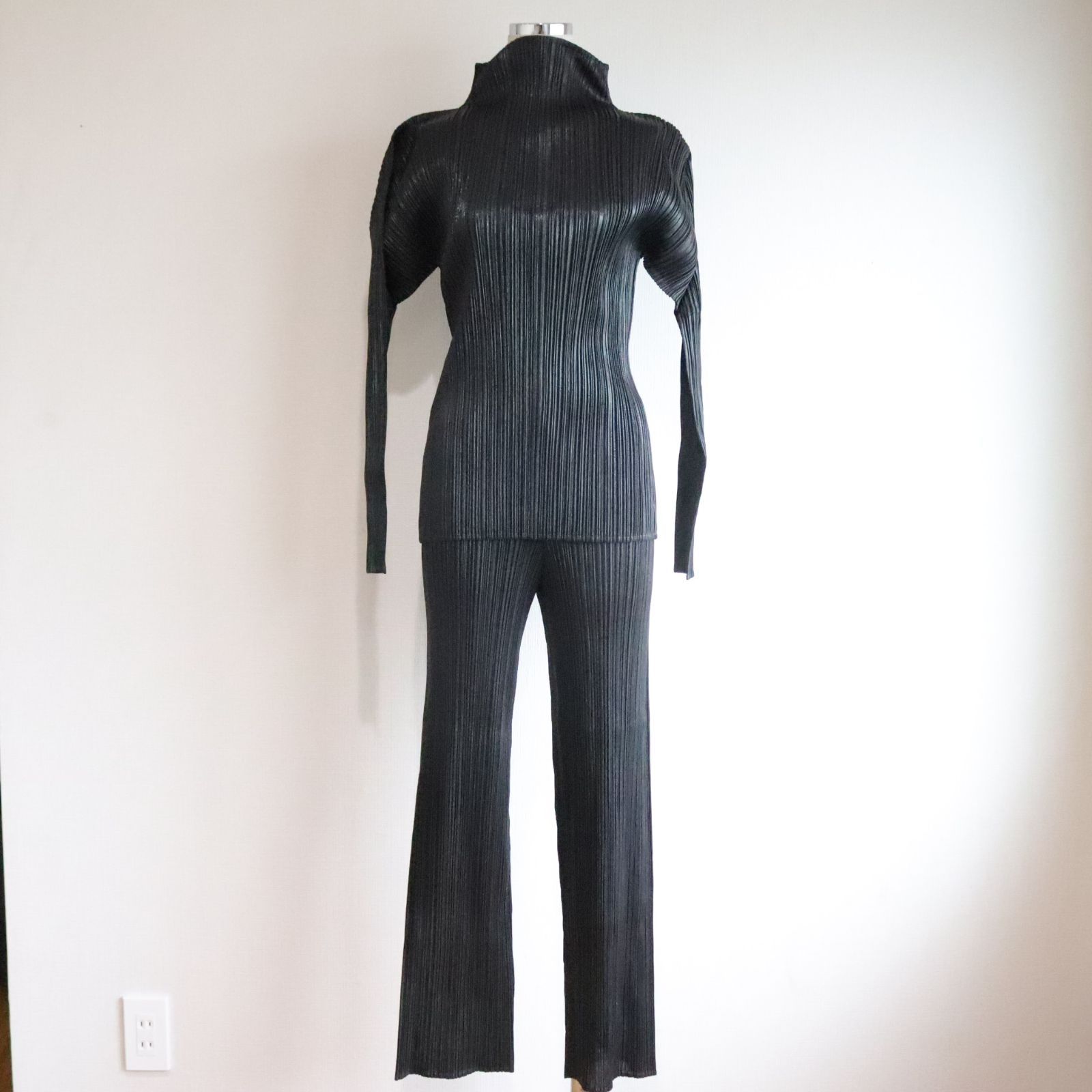 PLEATS PLEASE プリーツプリーズ イッセイミヤケ セットアップ 光沢 