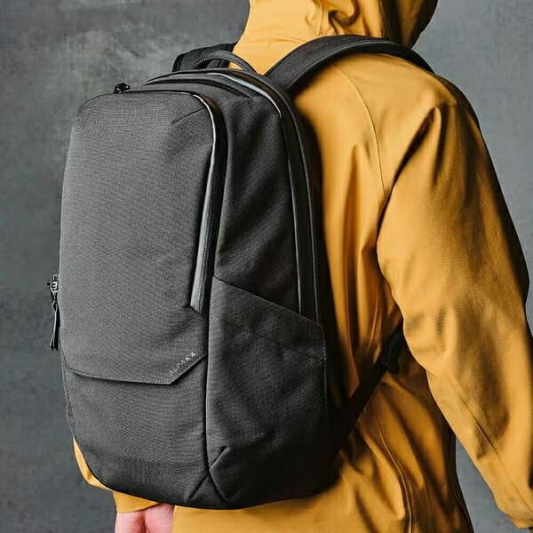 新品】 アルパカ ALPAKA バッグパック ELEMENTS BACKPACK PRO AXOFLUX