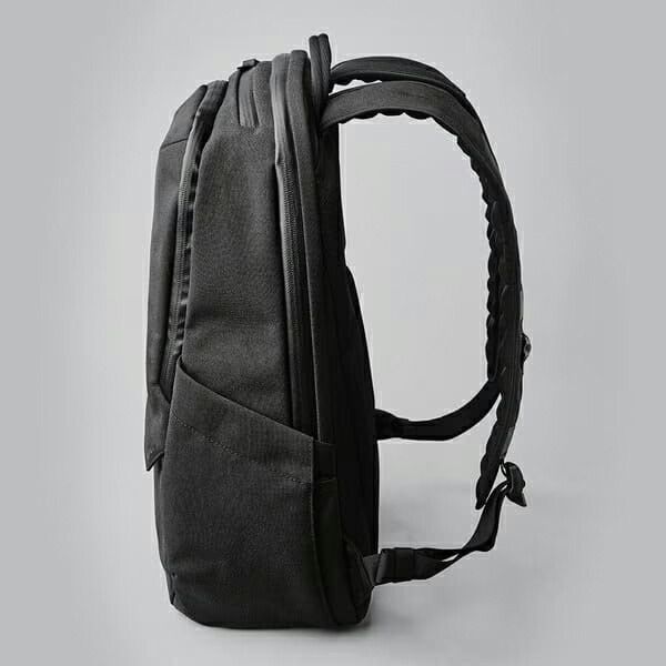 新品】 アルパカ ALPAKA バッグパック ELEMENTS BACKPACK PRO AXOFLUX