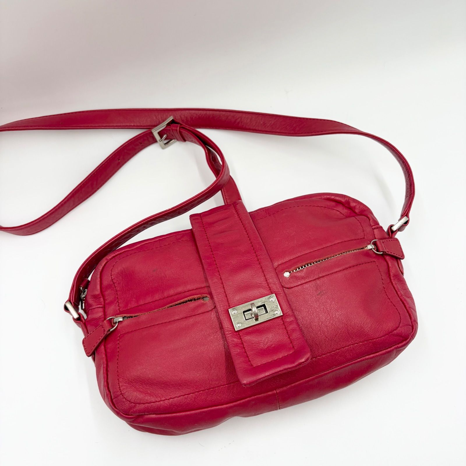 ✨良品✨ agnes b. voyage アニエスベー ショルダーバッグ 赤 ターン 