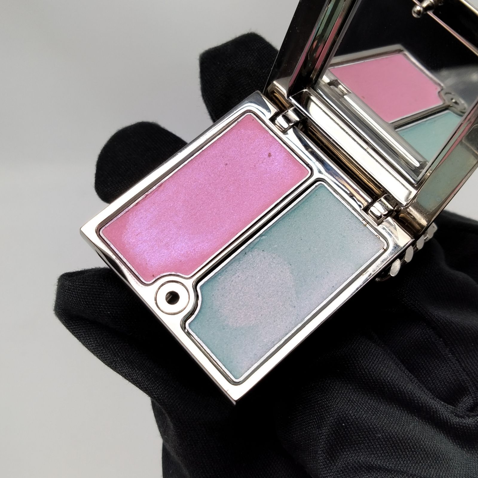 ディオール プリンセス リング アイシャドウ【新品未使用】 ✨️Christian Dior✨️クリスチャンディオール プリンセスリング アイ