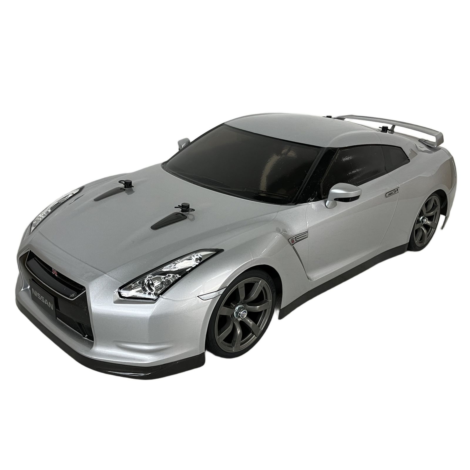 タミヤ　NISSAN GT-R 製作済 タミヤ NISSAN GT-R 製作済 【公式通販】