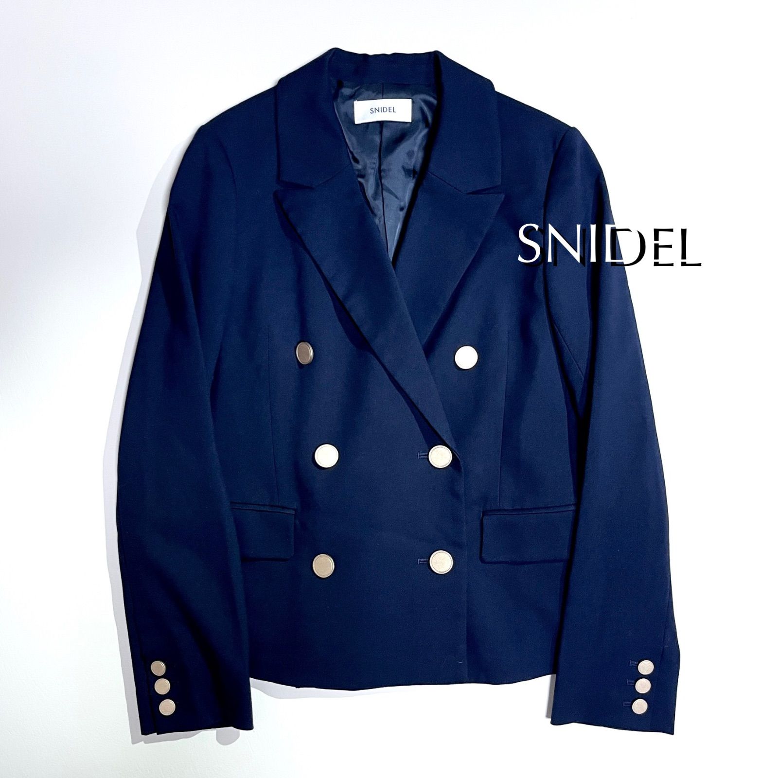 cW27 SNIDEL 2023AW サステナブルダブルジャケット 紺ブレ 金ボタン 