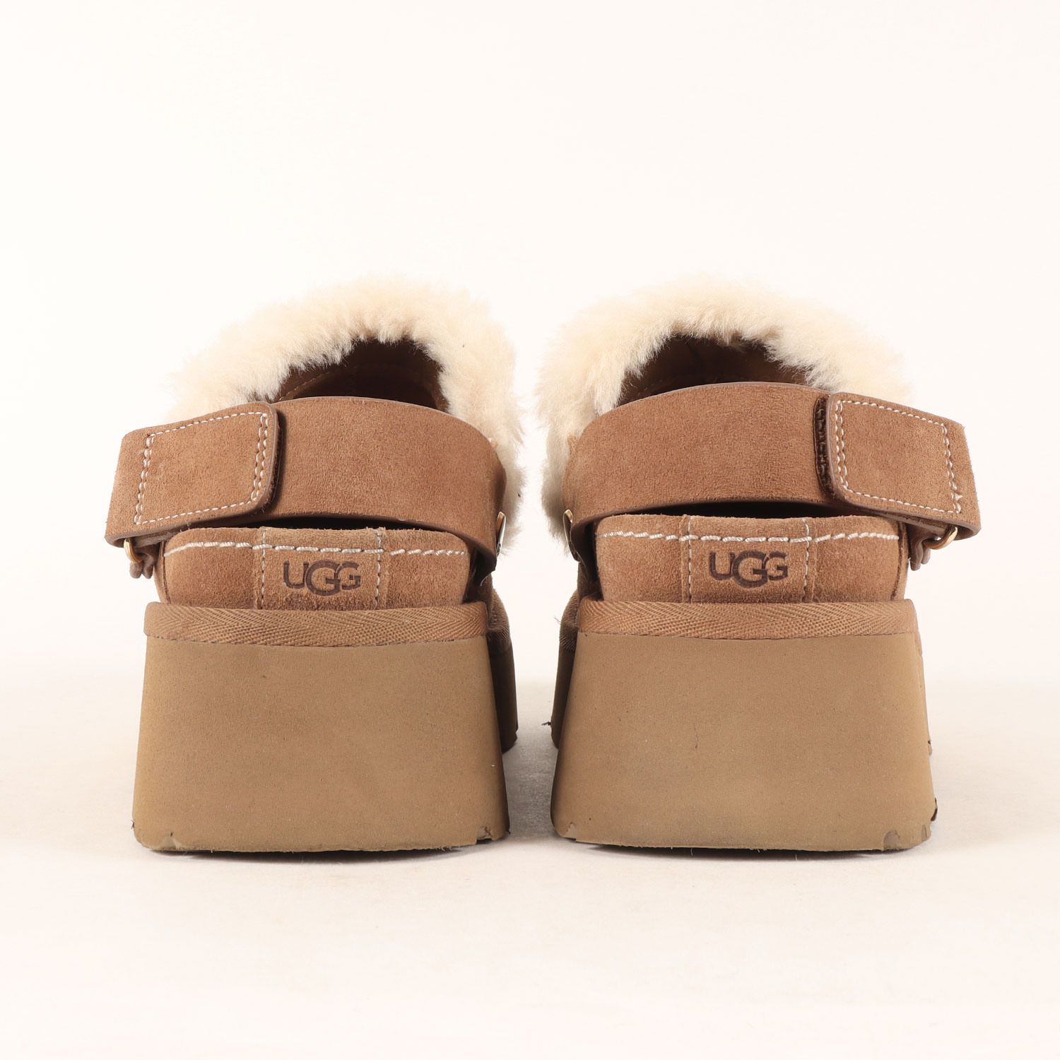 美品】UGG アグ サイズ:US7(24.0cm) | シープムートン エスミー 