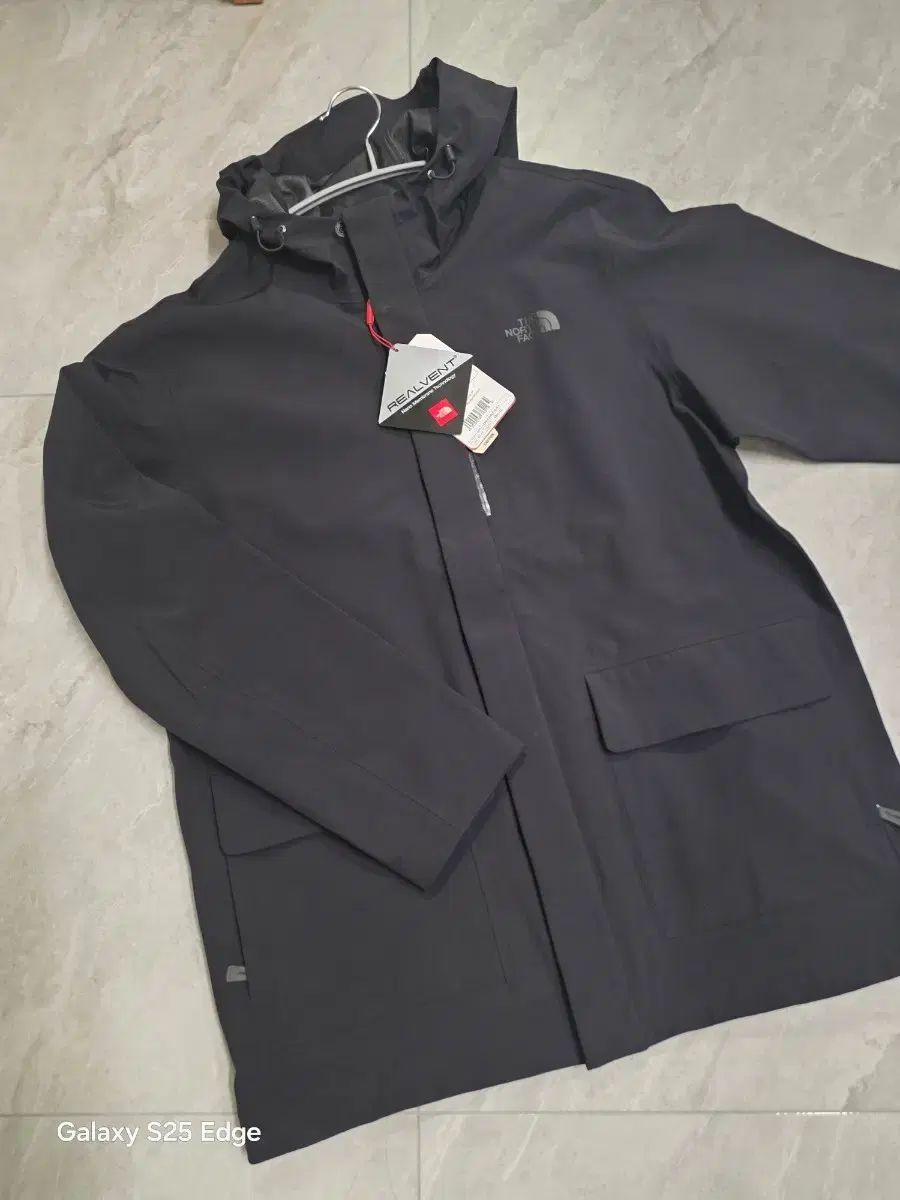 新品 THE NORTH FACE ノースフェイス REALVENT 撥水防水 防風 フード 
