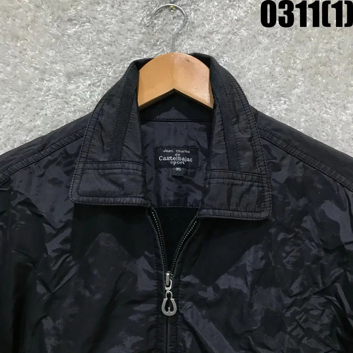 人気SALE，格安 CASTELBAJAC カステルバジャック ブラック ブルゾン 