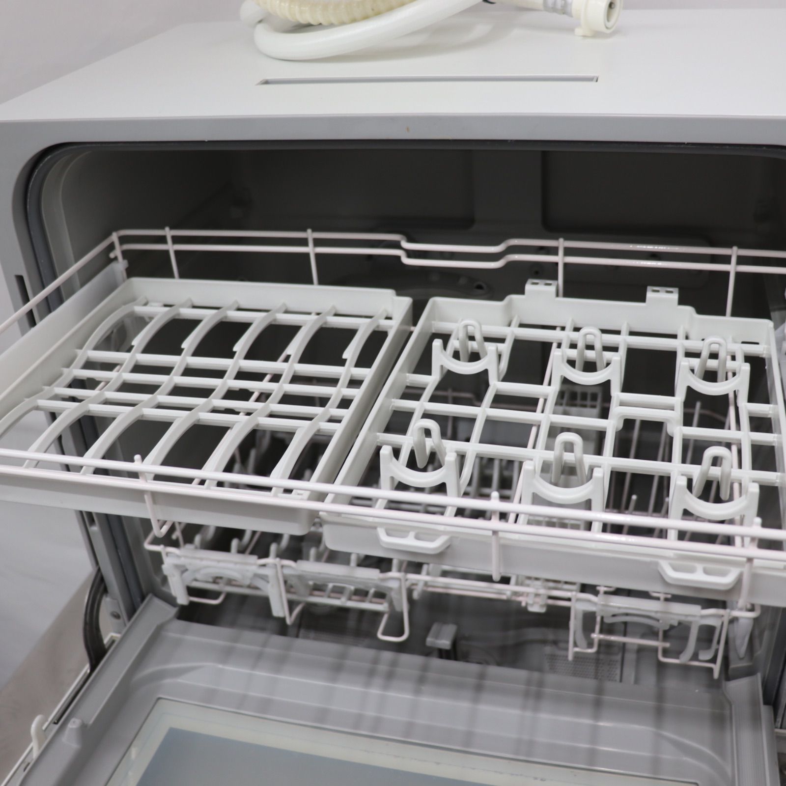 動作確認済】Panasonic パナソニック 電気食器洗い乾燥機 NP-TH4-W 