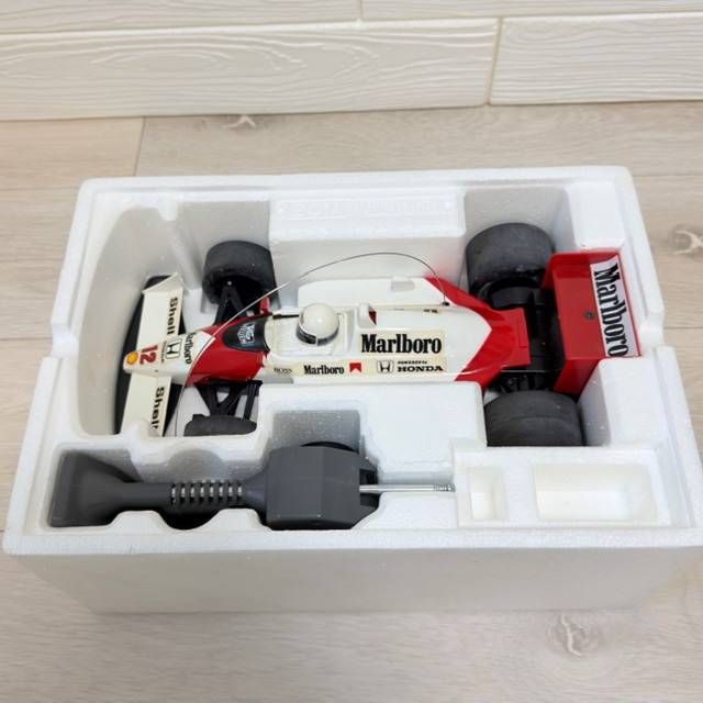 1/13スケール マクラーレン・ホンダ MP4/4 フォーミュラ1 ボン BON