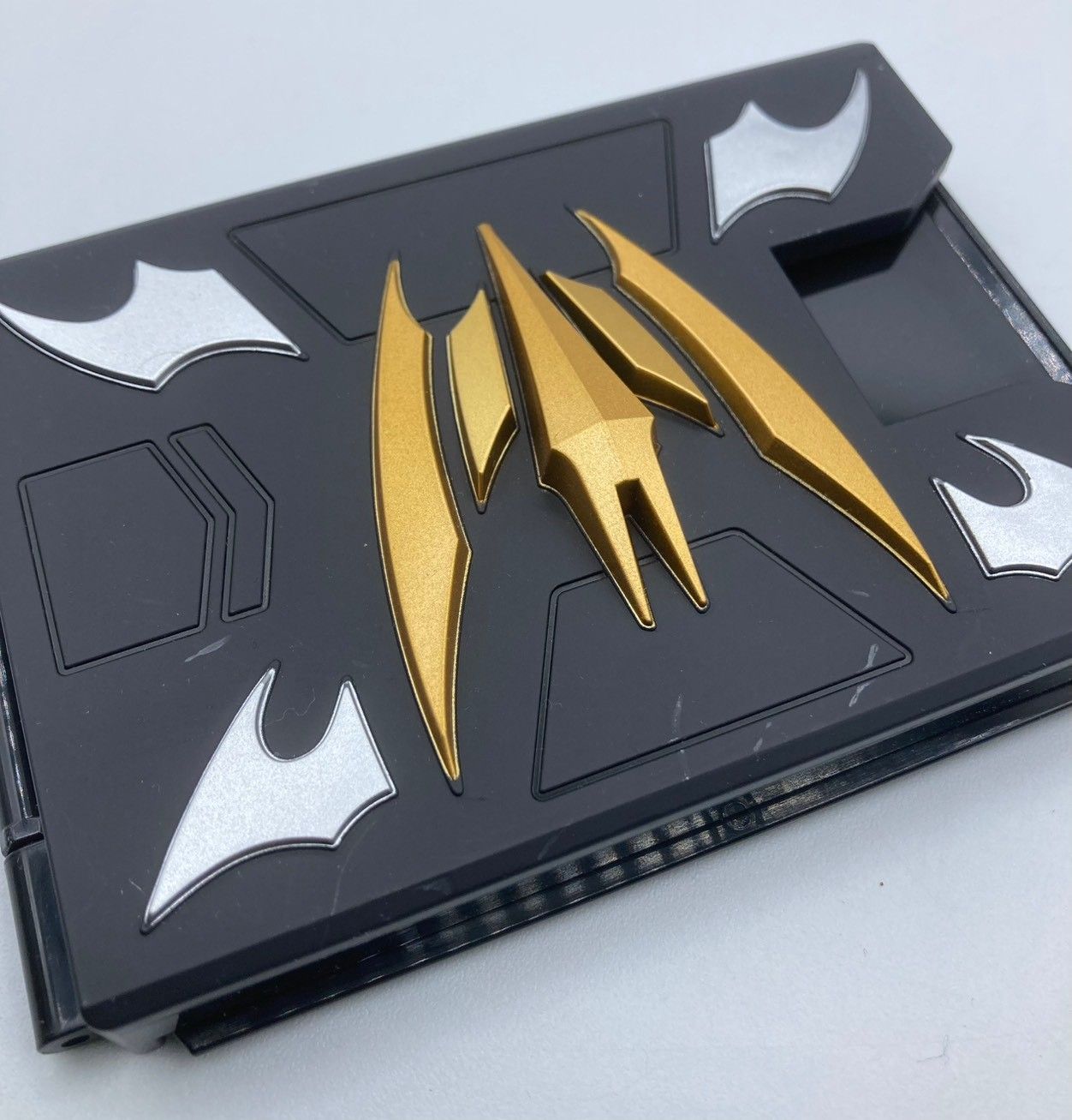 訳あり】CSM Vバックル 仮面ライダー龍騎 (ベルト止め&説明書欠品) #nn