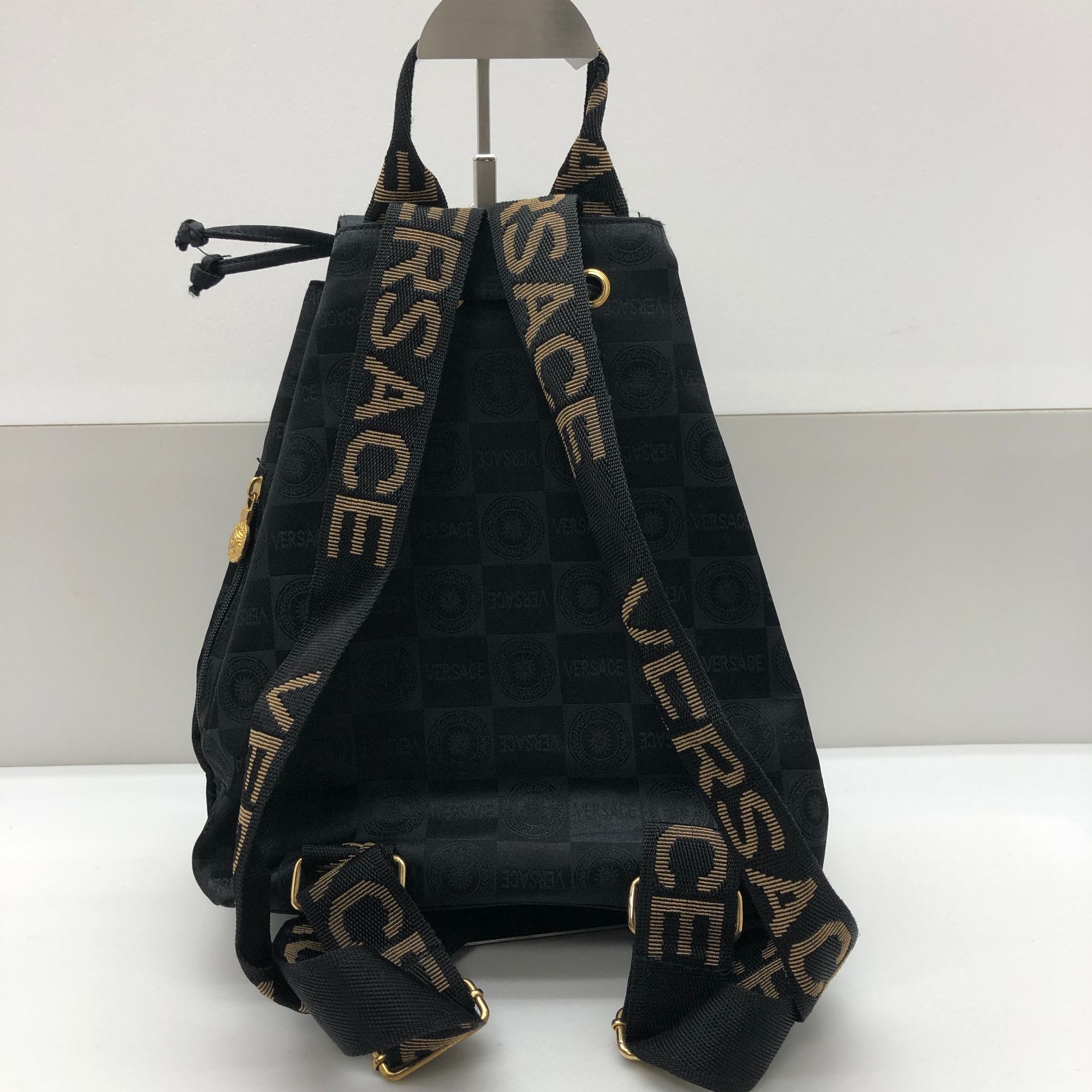 VERSACE ヴェルサーチ リュック ブラック ナイロン メデューサ SGKY26 