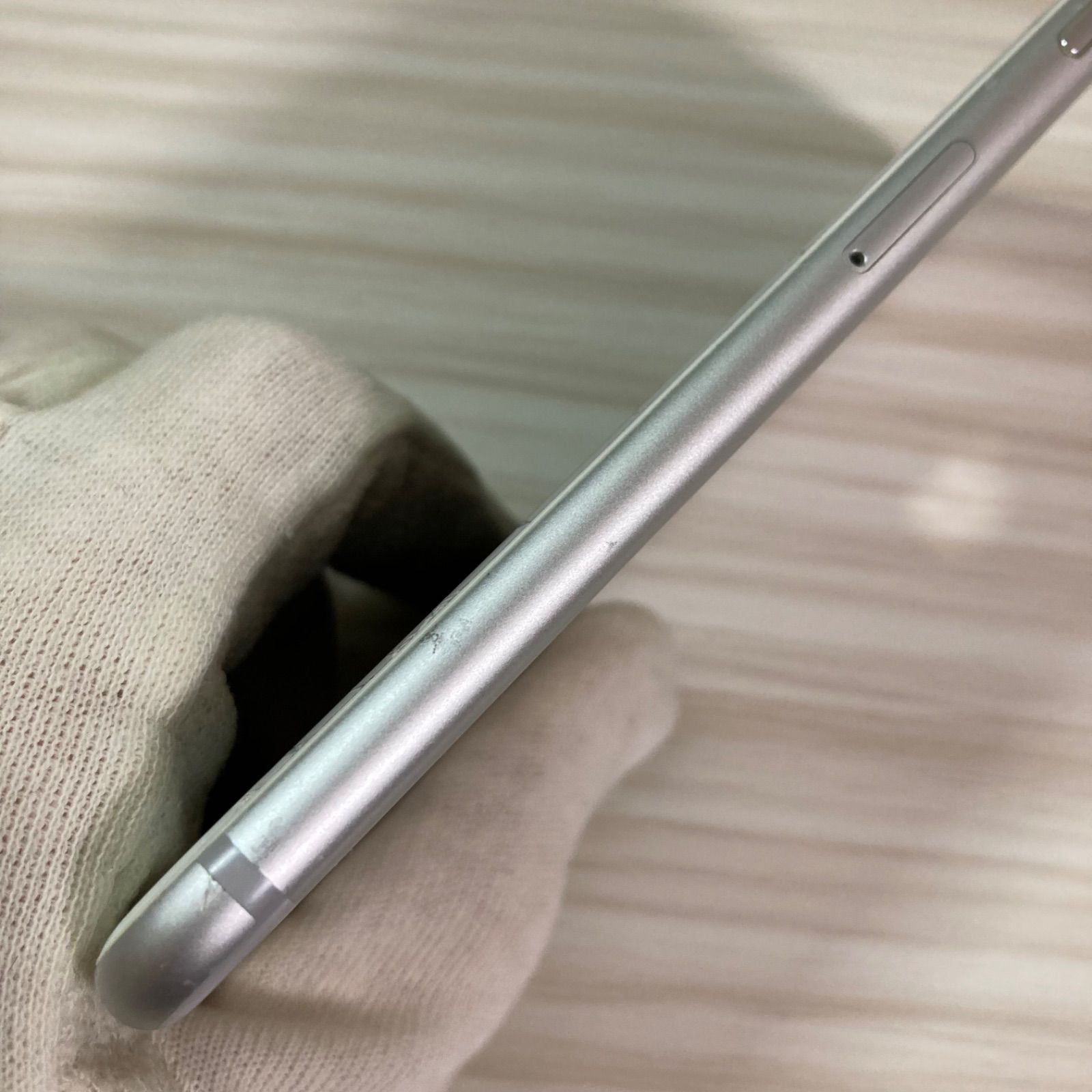 iPhone6s 64GB Silver SIMフリー バッテリー83% - メルカリ