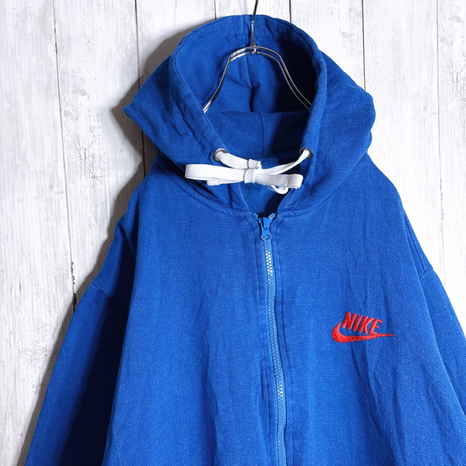 古着 00s NIKE ジップパーカー フーディ スウェット レッド 短丈 赤色 