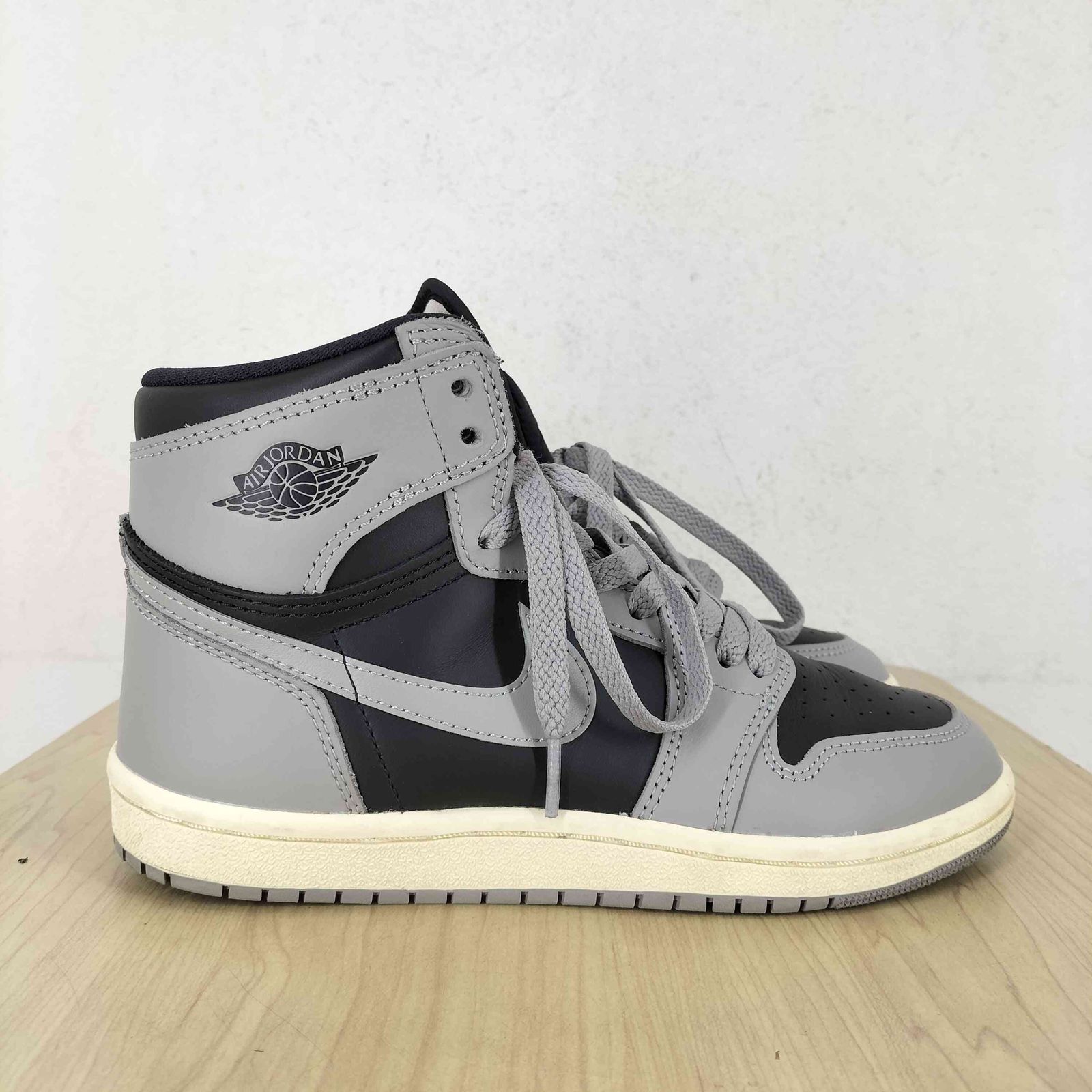 ジョーダンブランド JORDAN BRAND Jordan 1 High 85 Reverse Shadow 