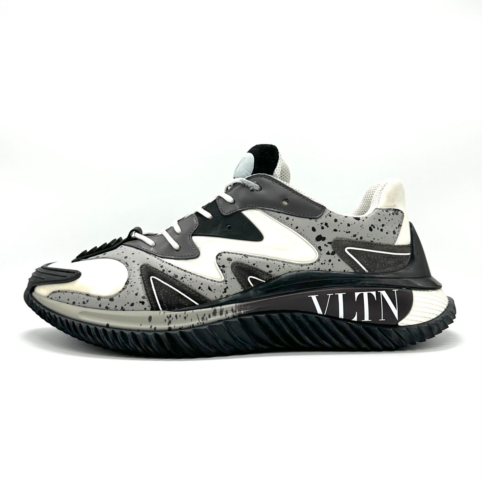 VALENTINO GARAVANI Wade Runner ヴァレンティノ ガラヴァーニ