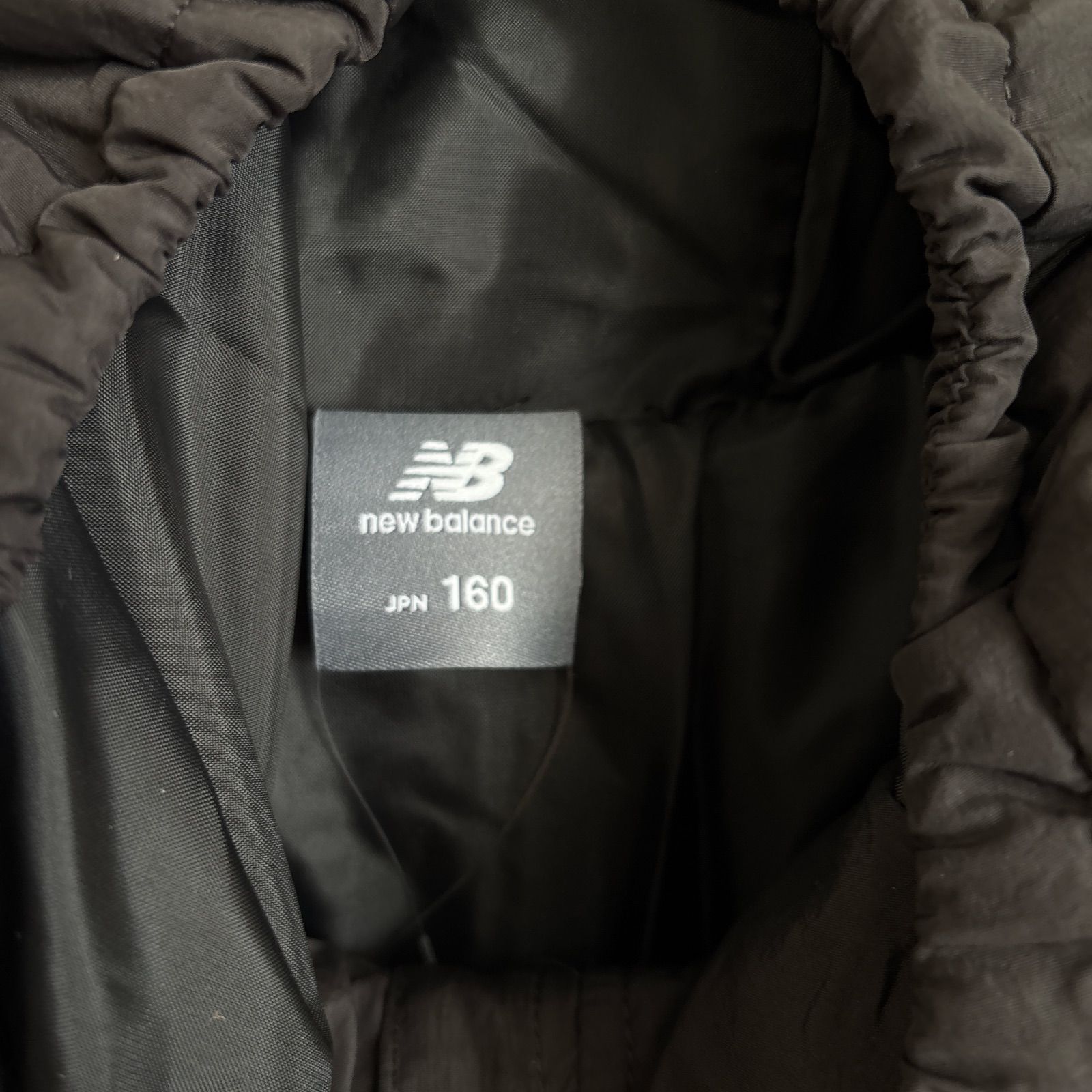 新品 未使用】newbalance ニューバランス ジュニア ハーフコート 中綿