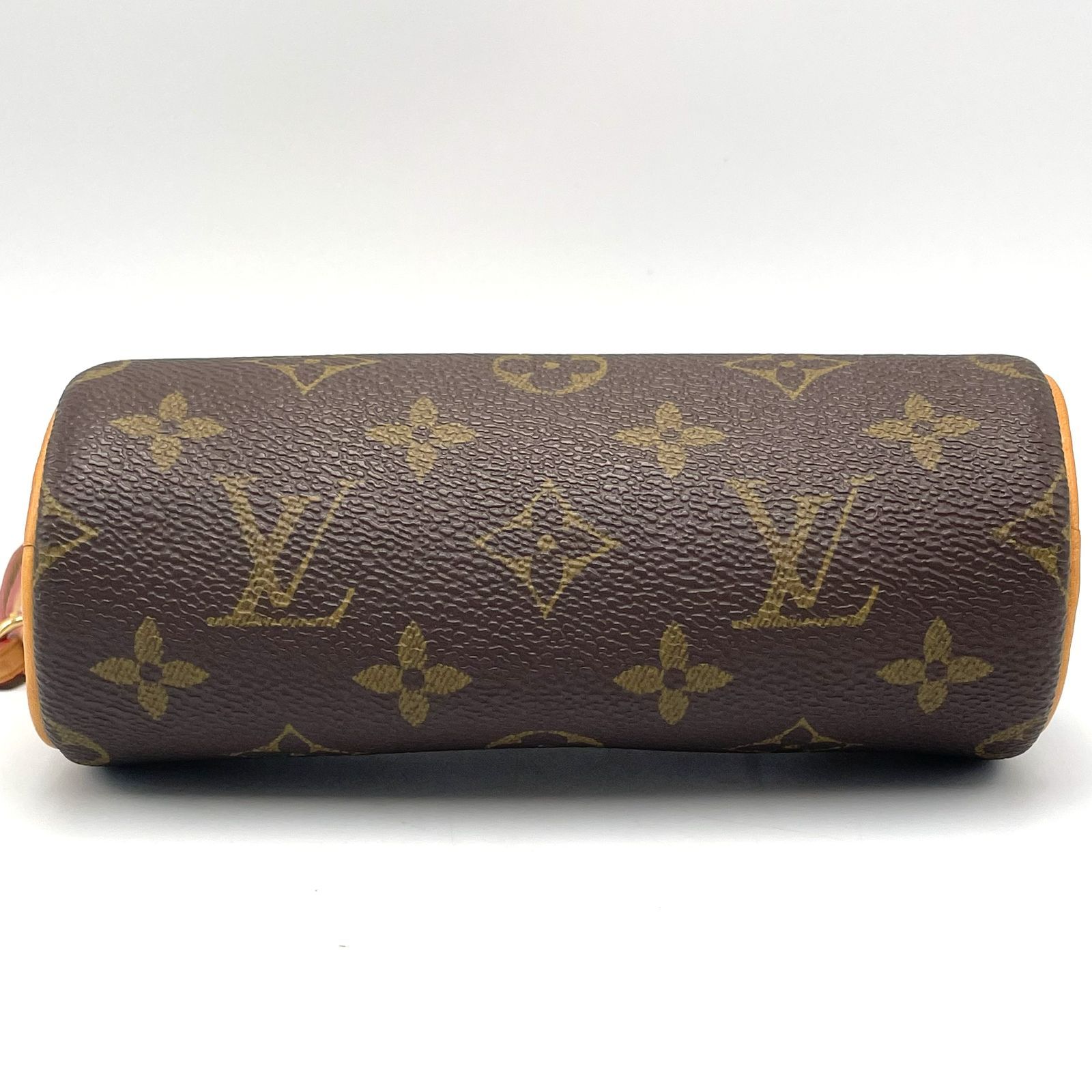 小物収納やバッグインバッグに最適なサイズ感】LOUIS VUITTON ルイ