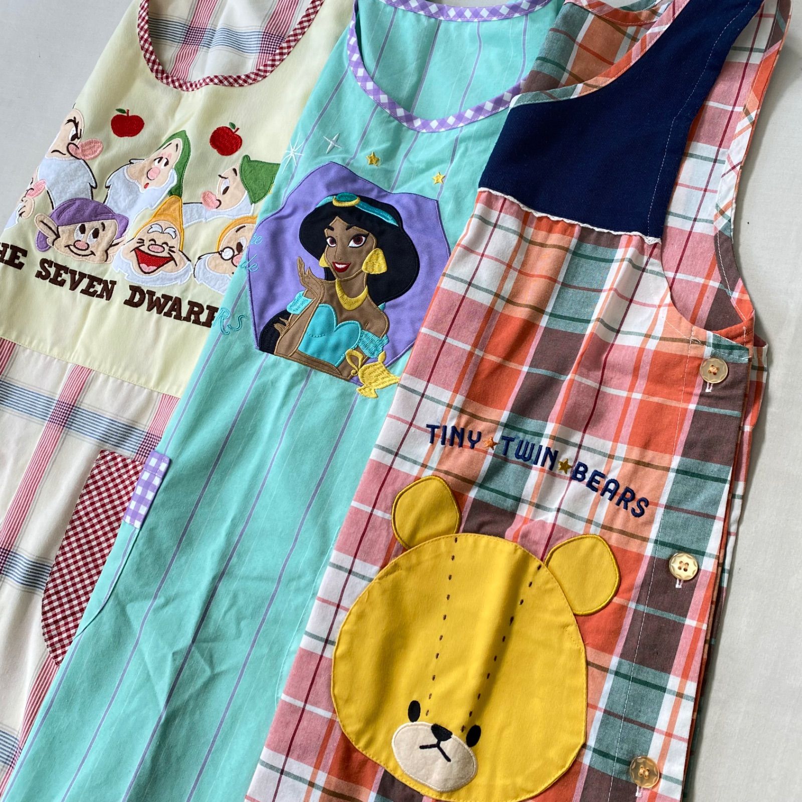エプロンまとめ売りМ〜L★保育士 エプロン キャラクターエプロン まとめ売り 6点 ディズニー ノンタン