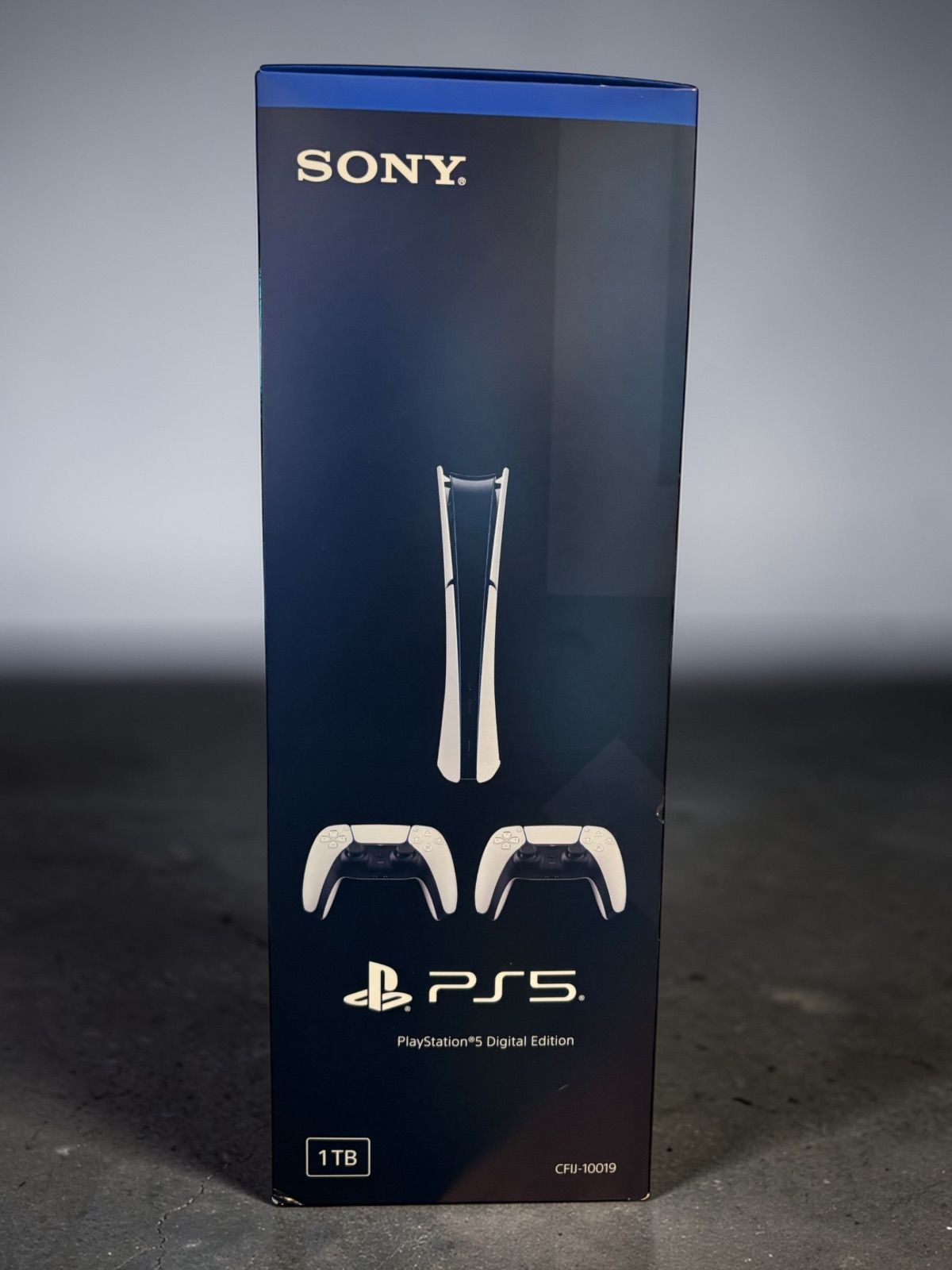 新品未使用】PS5 Digital Edition 1TB CFI-10019 コントローラー2個付 