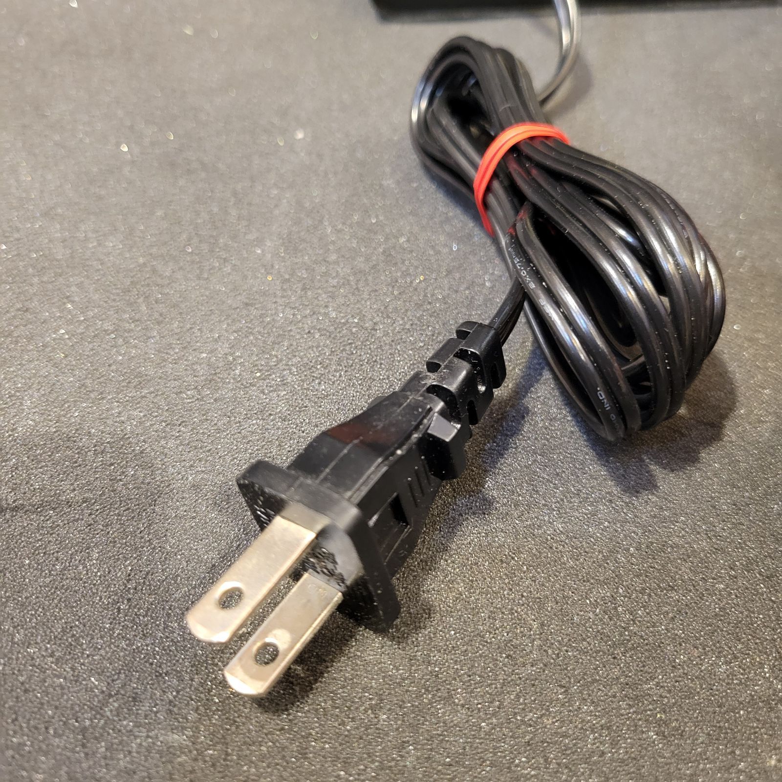 車 値下げアイテム！自動バッテリー 充電器 cellstar (セルスター 