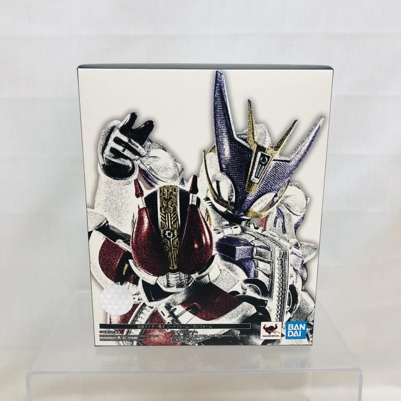 中古】開封)S.H.Figuarts (真骨彫製法) 仮面ライダー電王 ソード
