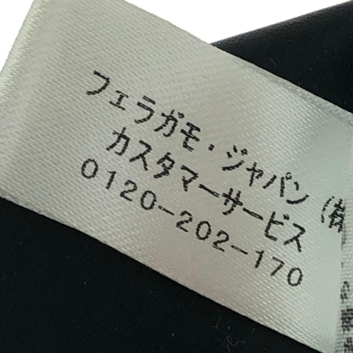 Salvatore Ferragamo サルヴァトーレフェラガモ ノースリーブ 