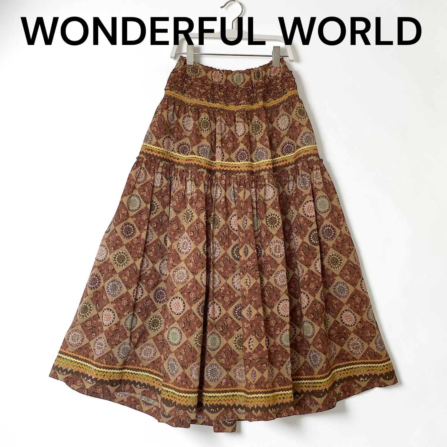 美品 WONDERFUL WORLD ワンダフルワールド ティアード パッチワーク柄