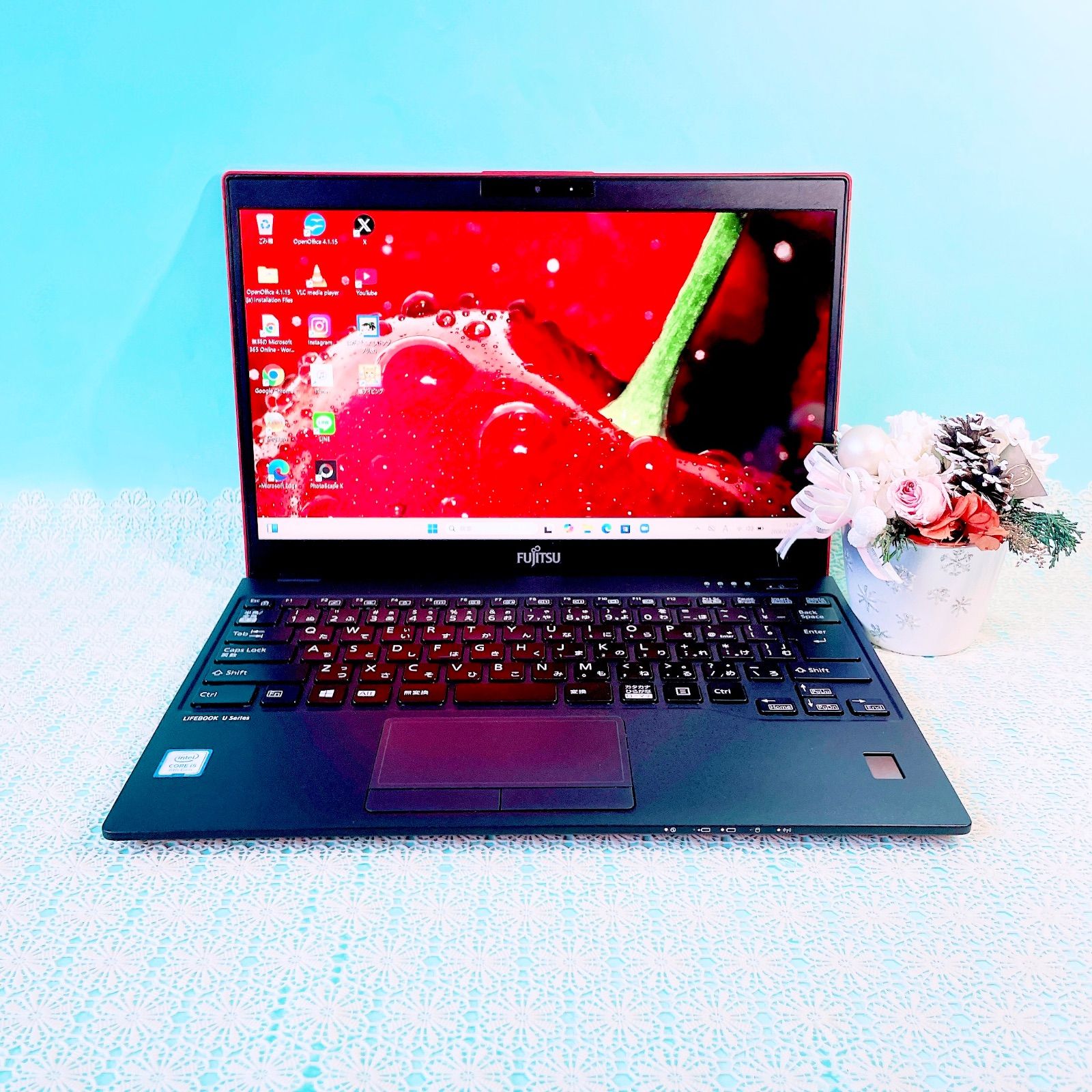 迷ったらコレ‼️タッチパネル✨️小型軽量！赤ノートパソコン快適SSD✨️カメラ付き薄型 迷ったらコレ‼️タッチパネル✨️小型軽量！赤ノートパソコン快適SSD