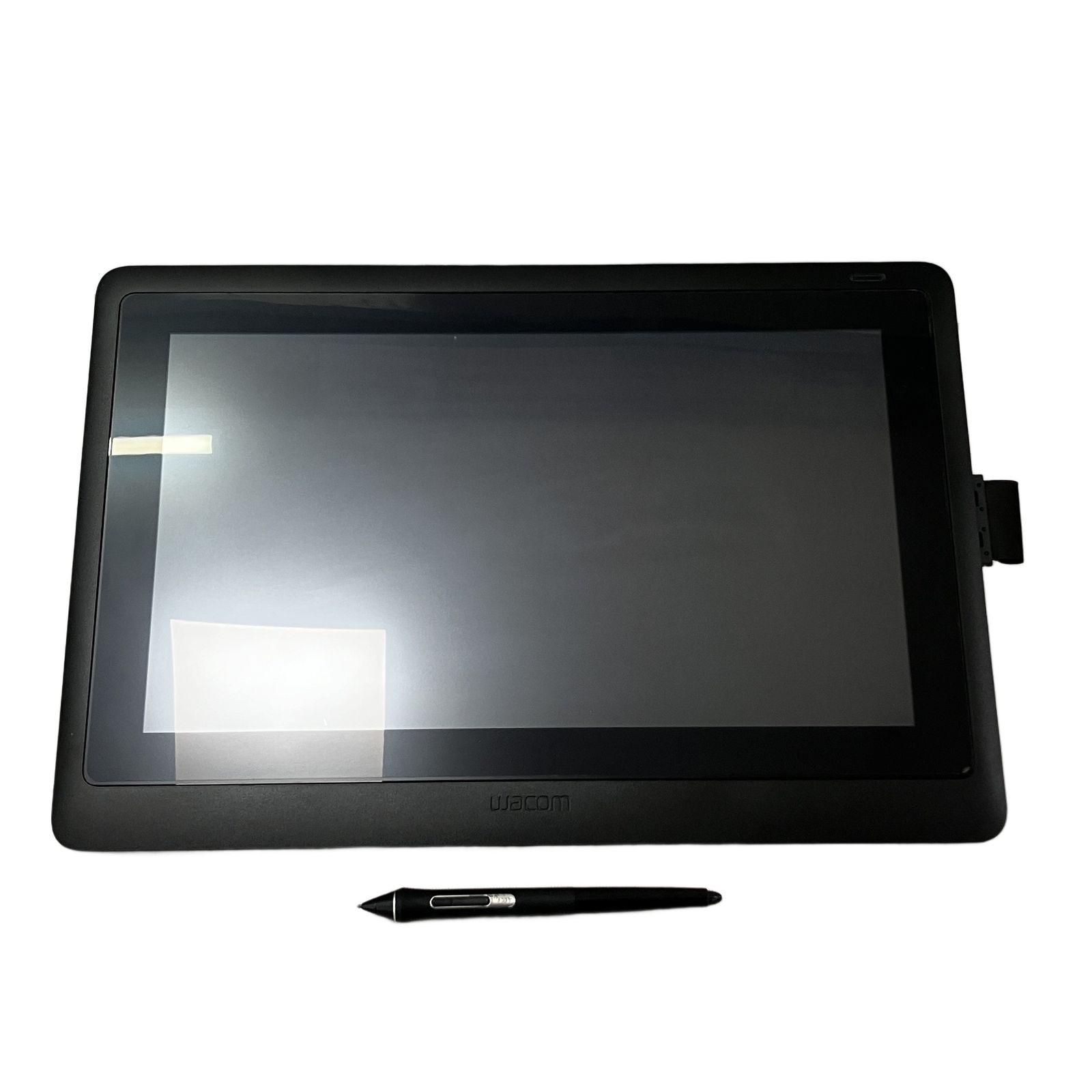 Wacom Cintiq 16 型番DTK1660K1D 【液タブ】 【公式通販】 Wacom Cintiq 16 型番DTK1660K1D 【液タブ】 【公式通販】