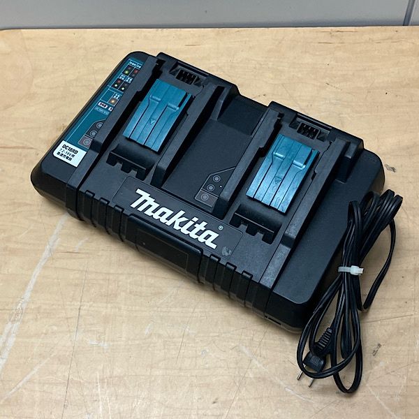 makita⁄マキタ 中古品 マキタ makita 2口急速充電器 DC18RD バッテリ 