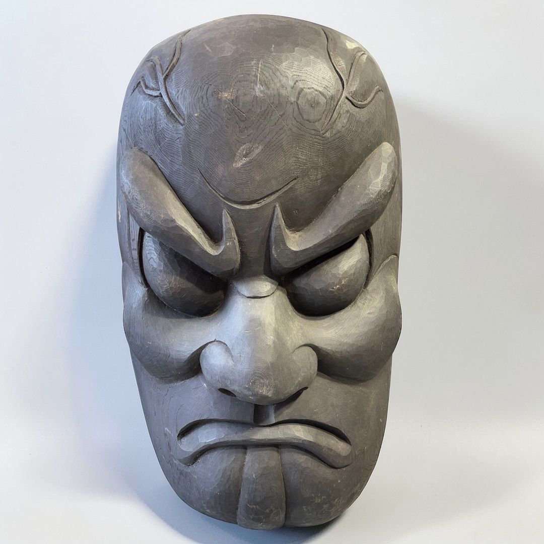 名工作] 一刀彫の釜神様 高さ80cm かまど面 木彫 竈 魔除け 古面 鬼面