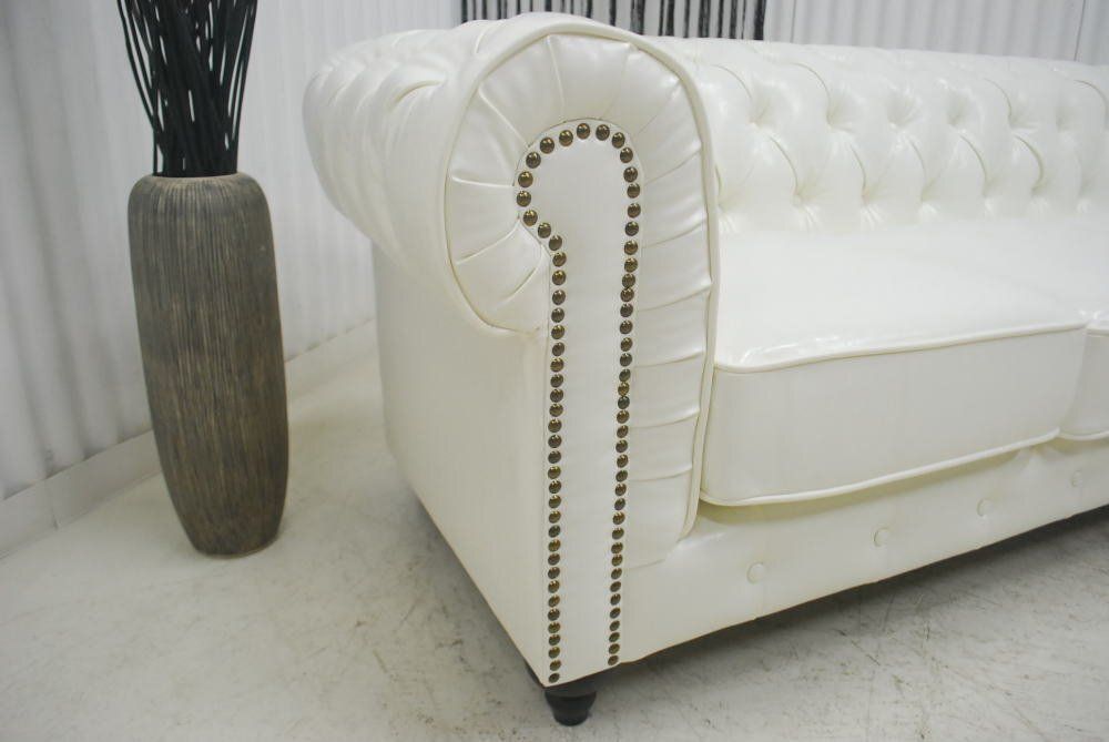  現品限り ３人掛け ソファ ホワイト シロ チェスターフィールド調 アウトレット 送料無料 一部除 250117-チェスター-F-3p-wh 麻北欧 2人掛け 3人掛けソファ ソファ ソファベッド