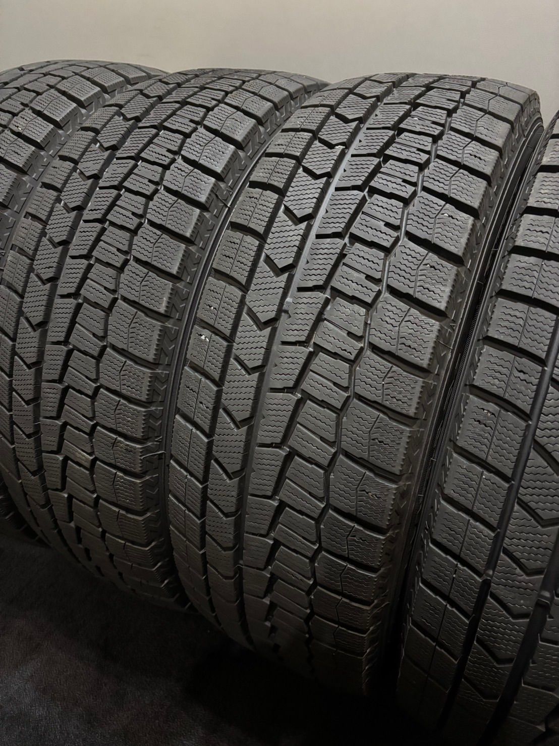 ☆215/60R17 DUNLOP/WINTER MAXX WM02 24年 スタッドレス 4本 