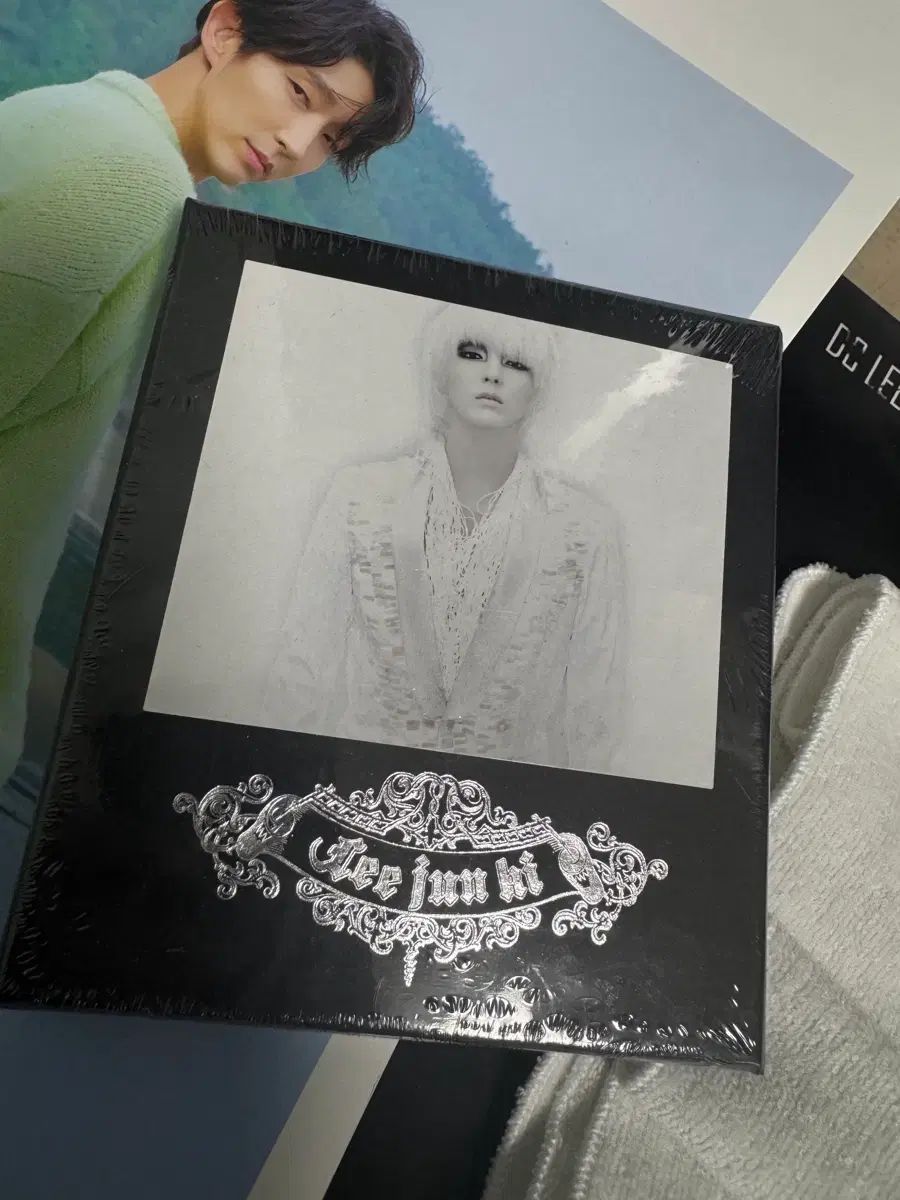 イ・ジュンギ 1st JAPAN ALBUM 通常盤CD おまけ付き! Amazon.co.jp: イ