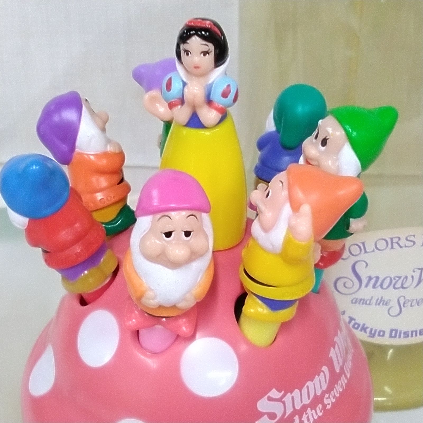 東京ディズニーランドもう手に入らない希少品!【白雪姫と7人の小人