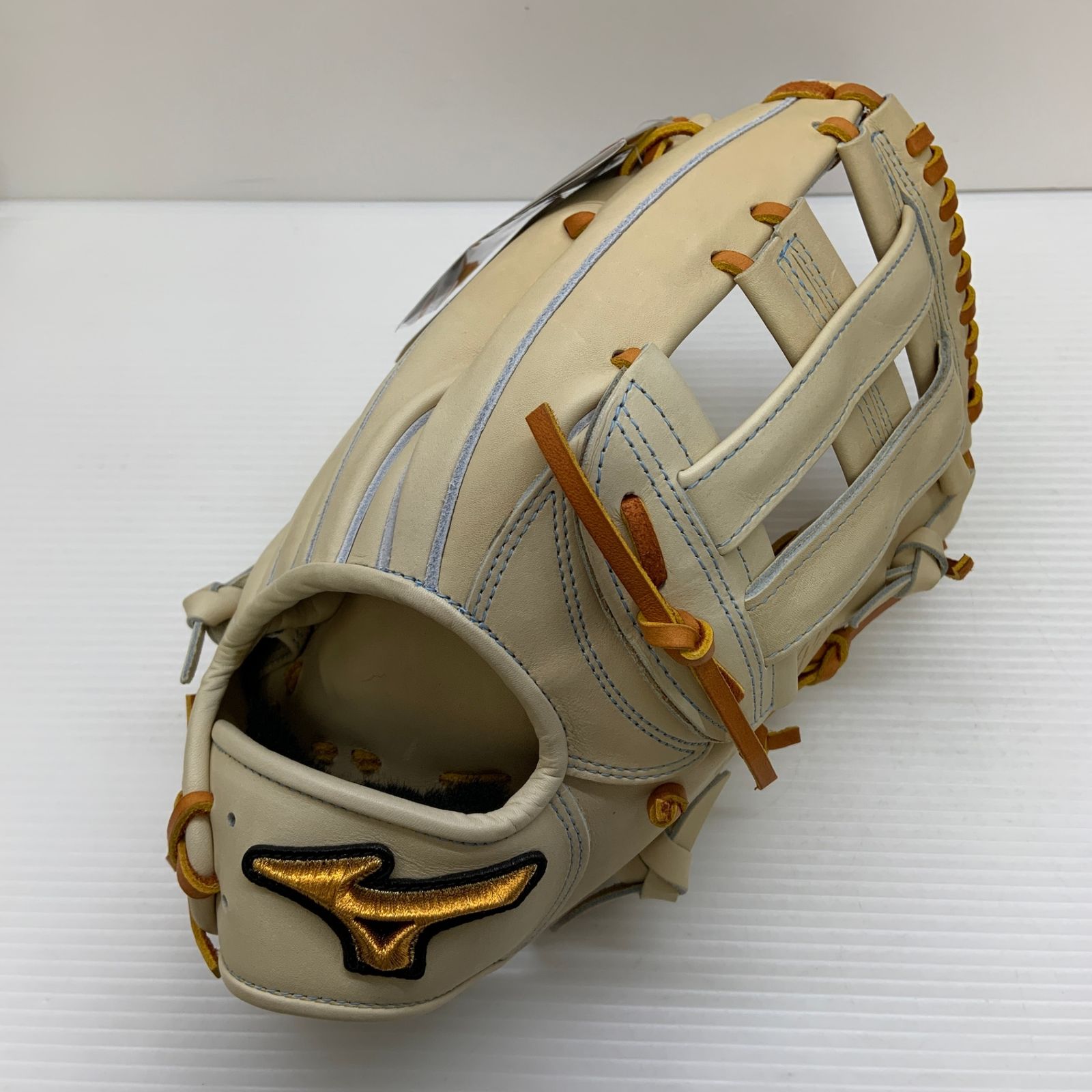 Mizuno 右投げ グローブ 右投げ用 軟式グローブ｜ミズノ公式オンライン