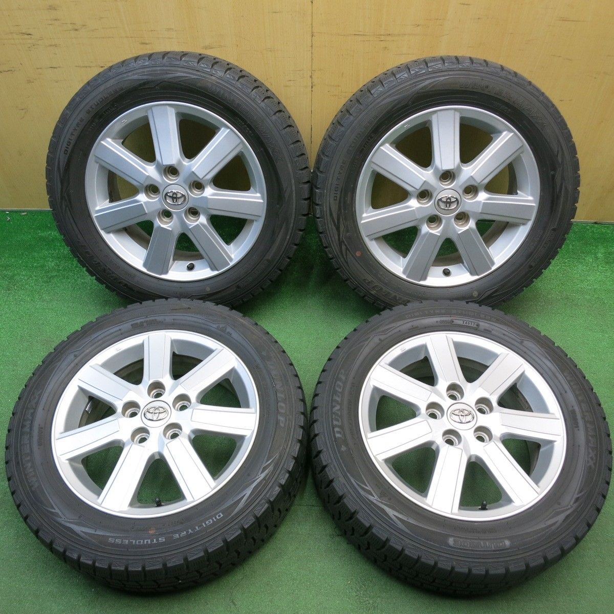 タイヤ、ホイール DUNLOP WINTER MAXX WM01 205/60R16 16インチ