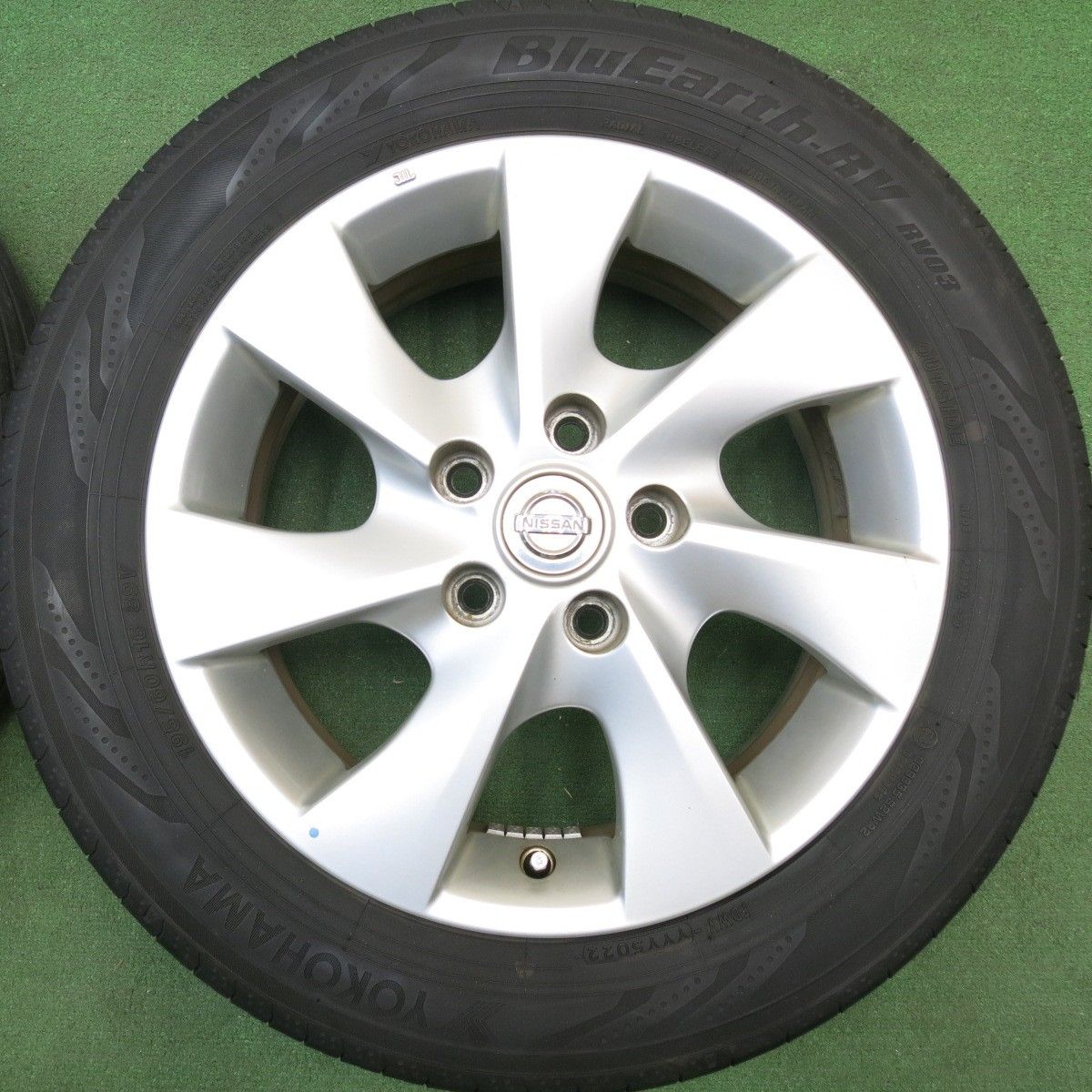バリ溝！22年！9分☆日産 C26 セレナ 純正 195/60R16 ヨコハマ