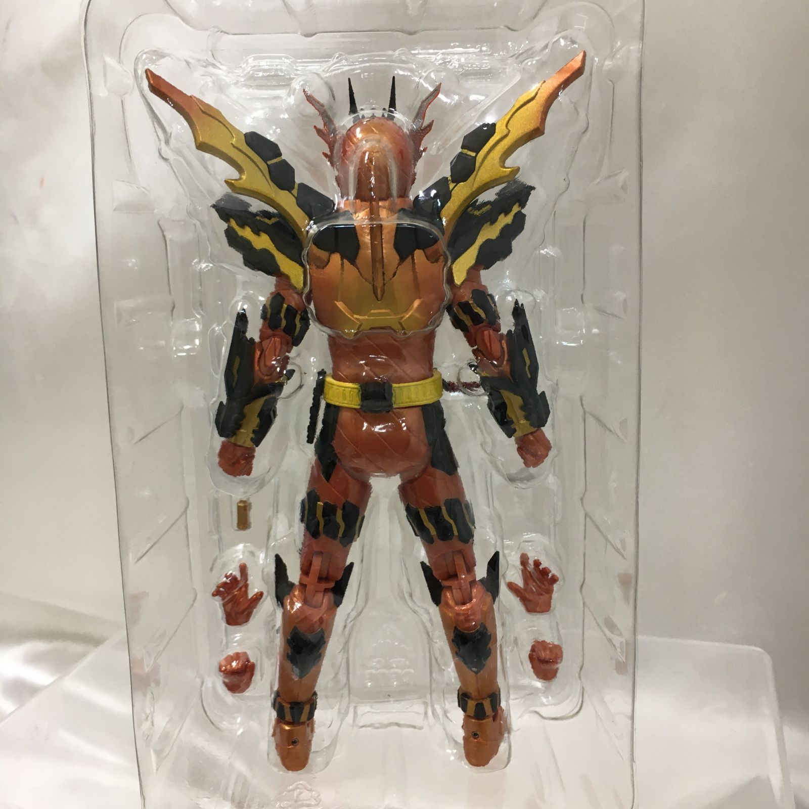 三沢店44-11-0311] S.H.Figuarts 仮面ライダークローズマグマ 「仮面 
