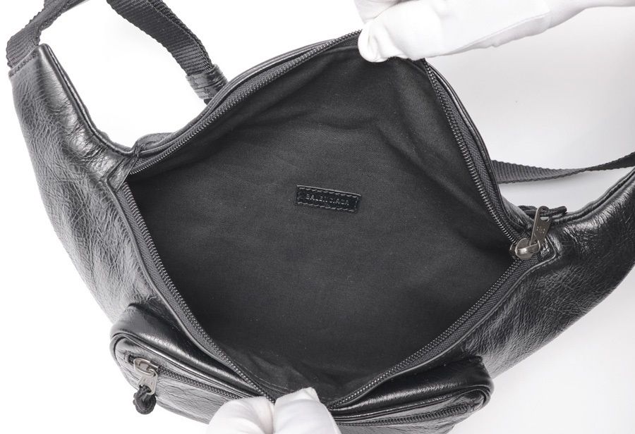 バレンシアガ / BALENCIAGA エクスプローラー ボディバッグ 529550