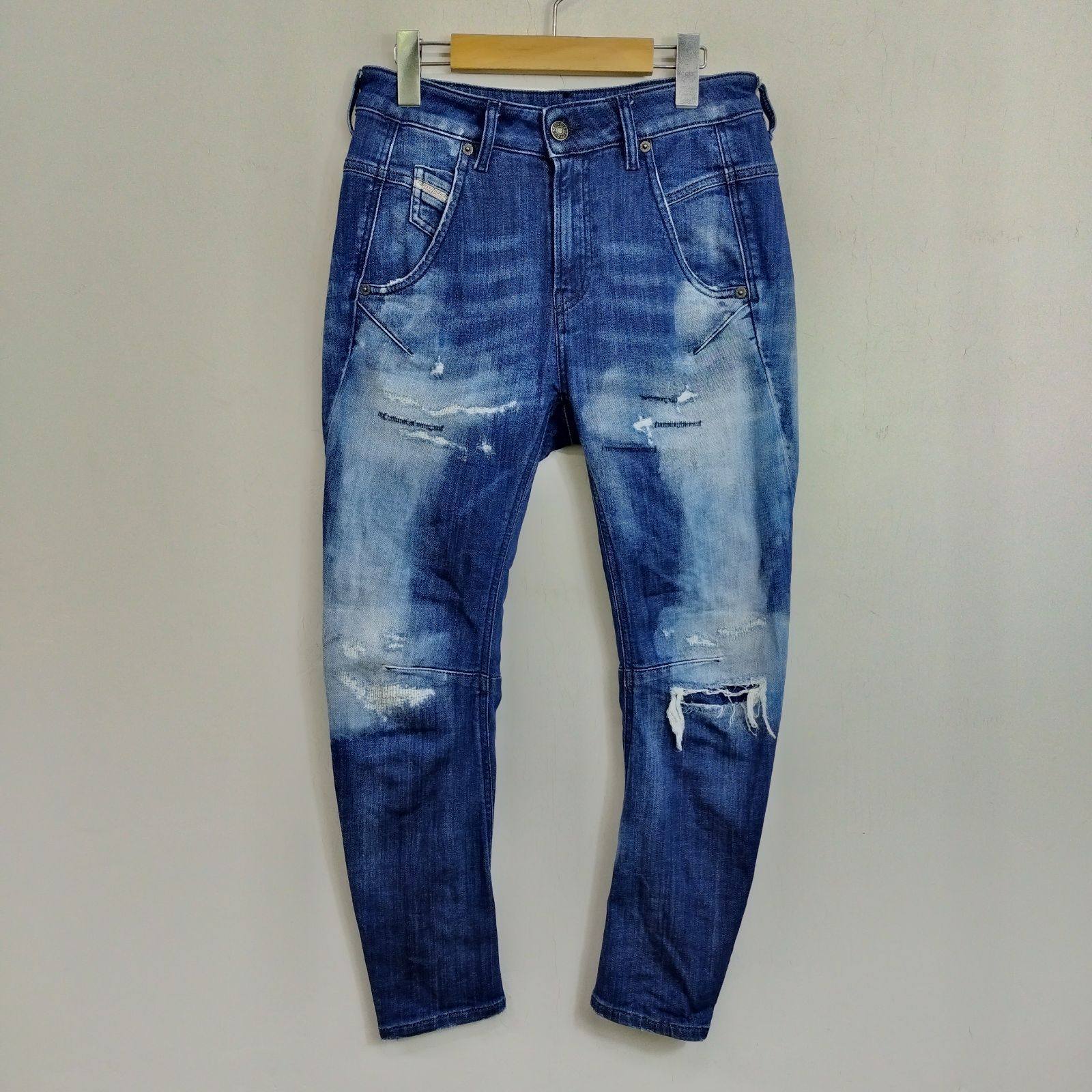 DIESEL ディーゼル FAYZA-T スキニー デニム パンツ ダメージ加工 立体 