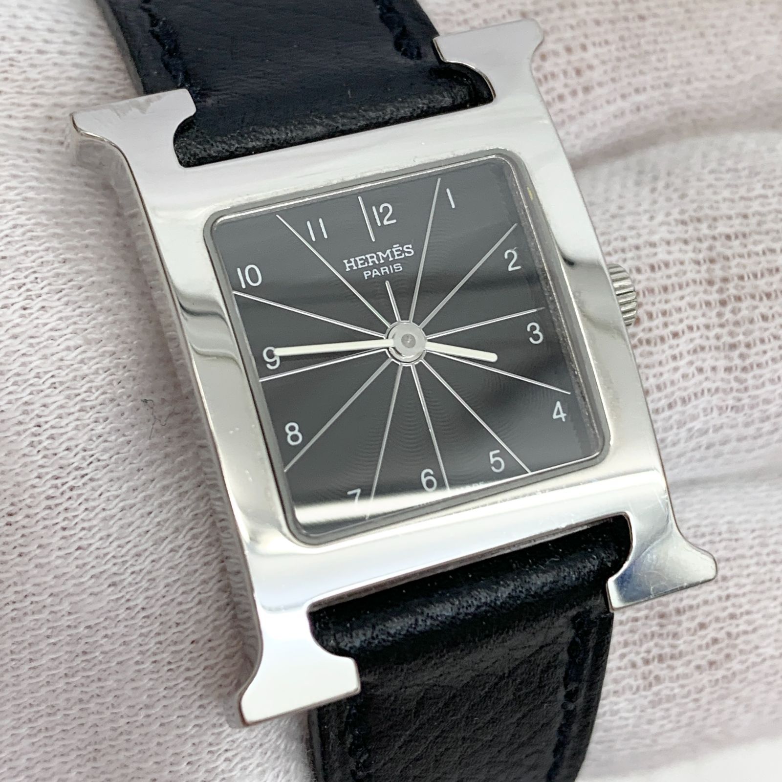 HERMES エルメス Hウォッチ HH1.210 ブラック 黒 文字盤 F▢ 腕時計 