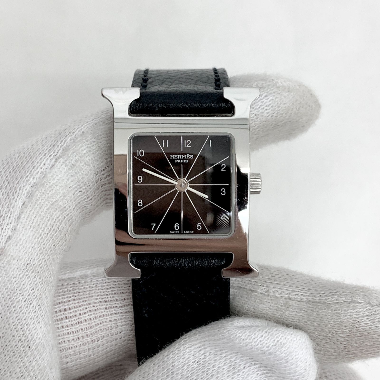 HERMES エルメス Hウォッチ HH1.210 ブラック 黒 文字盤 F▢ 腕時計 