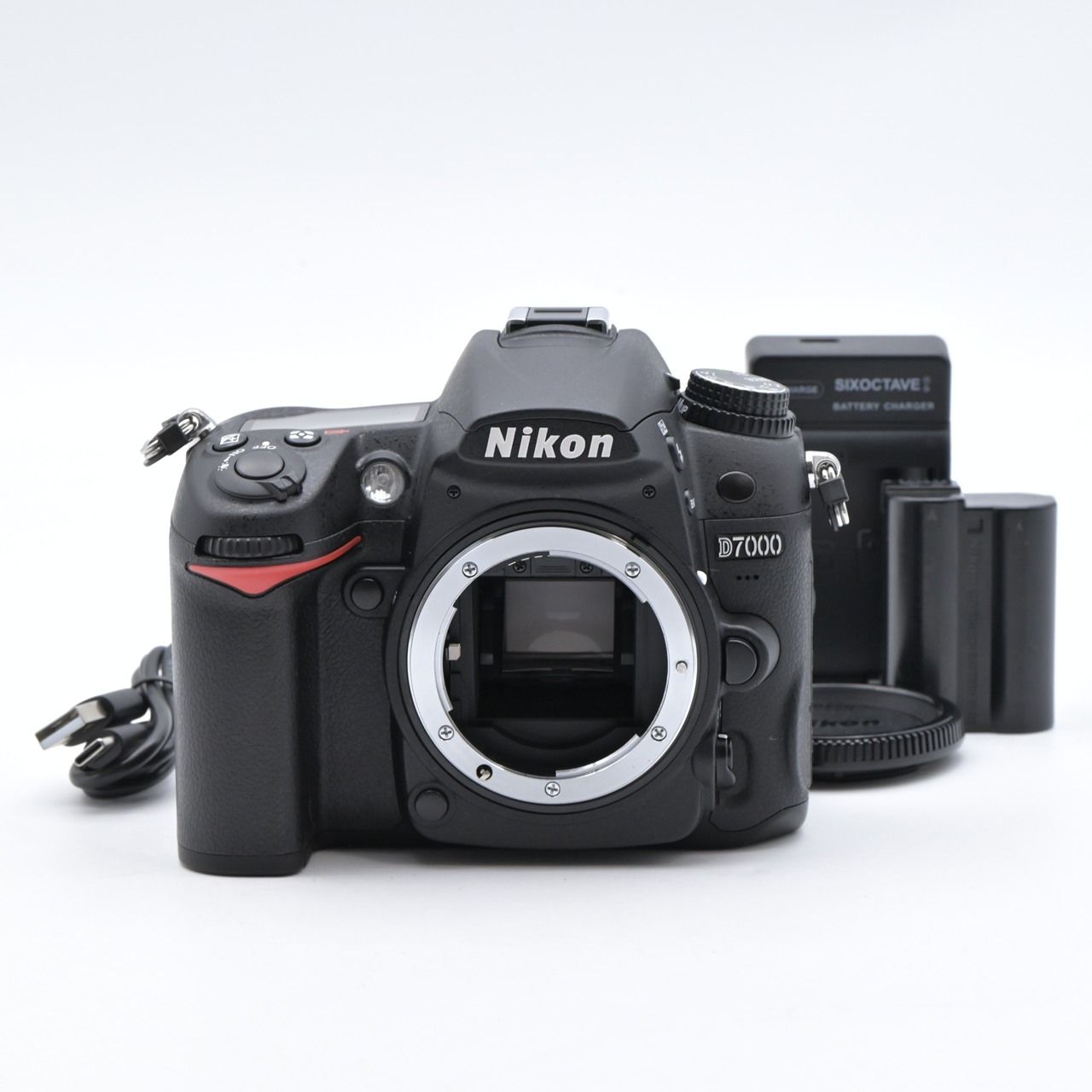 Nikon D7000 一眼レフボディ