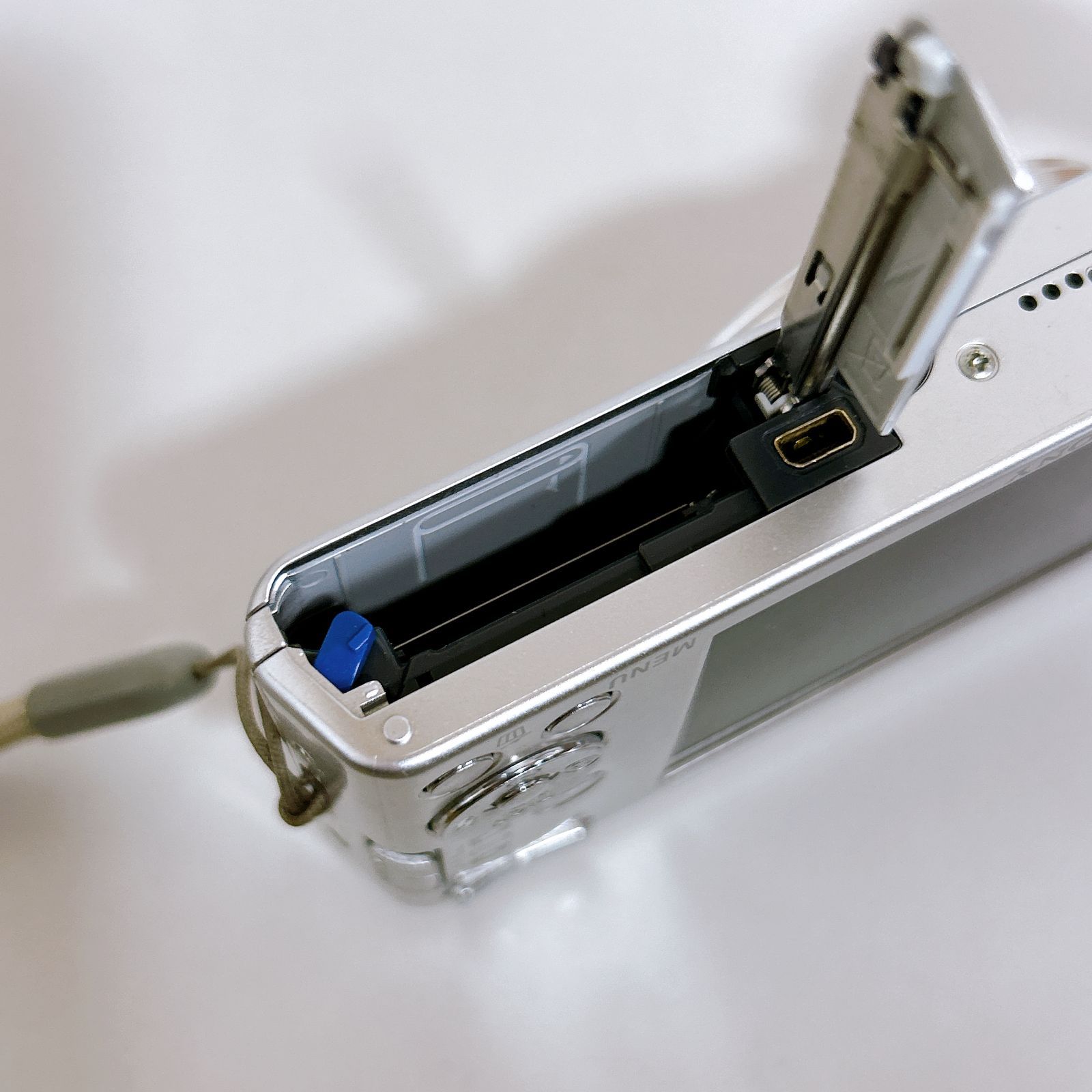 SONY Cyber-shot DSC-W830 カメラ コンデジ シルバー 動作確認済み SD