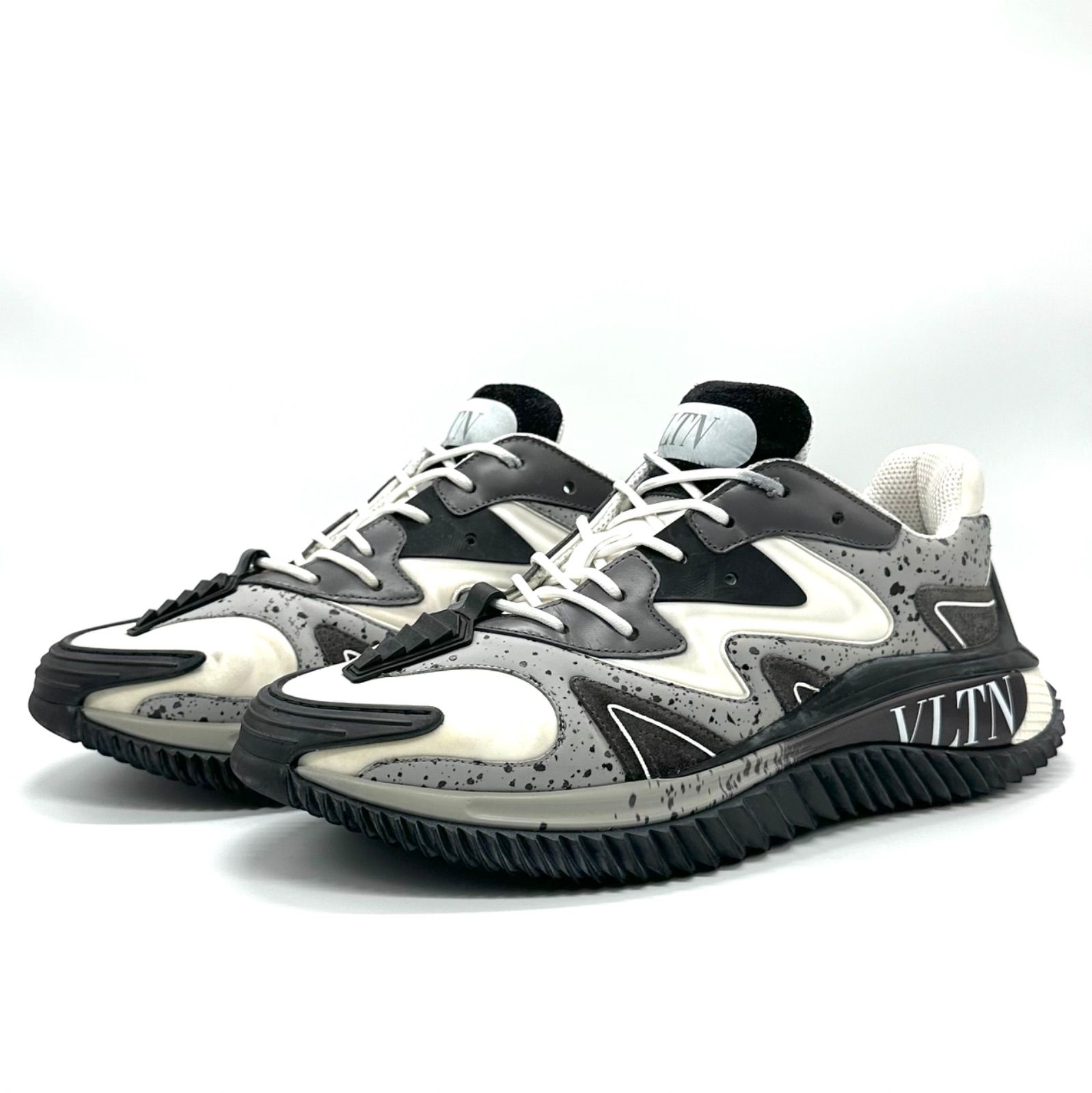 バレンティノスニーカー VALENTINO GARAVANI Wade Runner ヴァレンティノ ガラヴァーニ