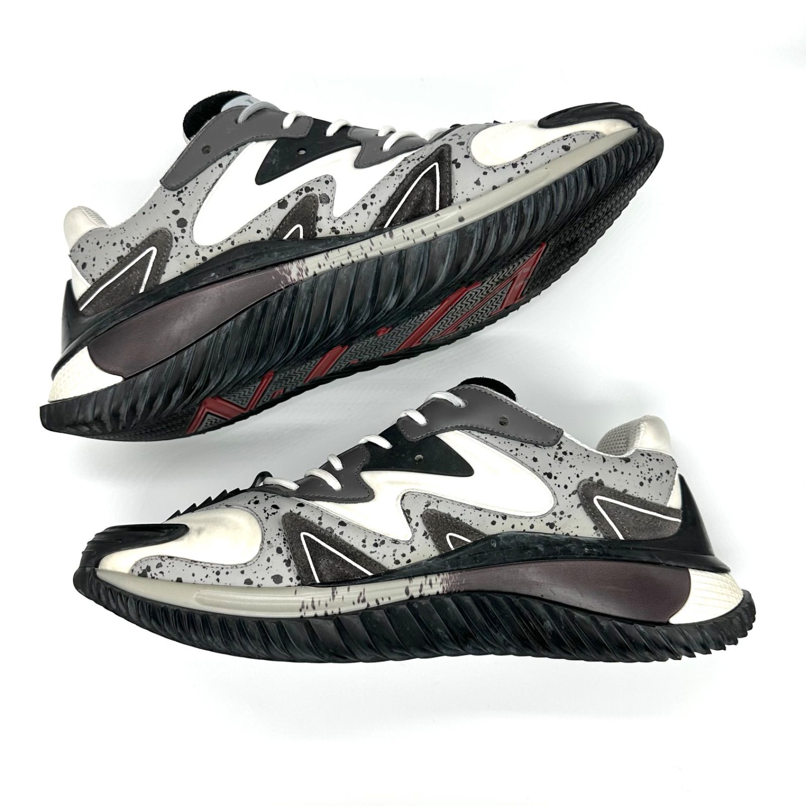 VALENTINO GARAVANI Wade Runner ヴァレンティノ ガラヴァーニ