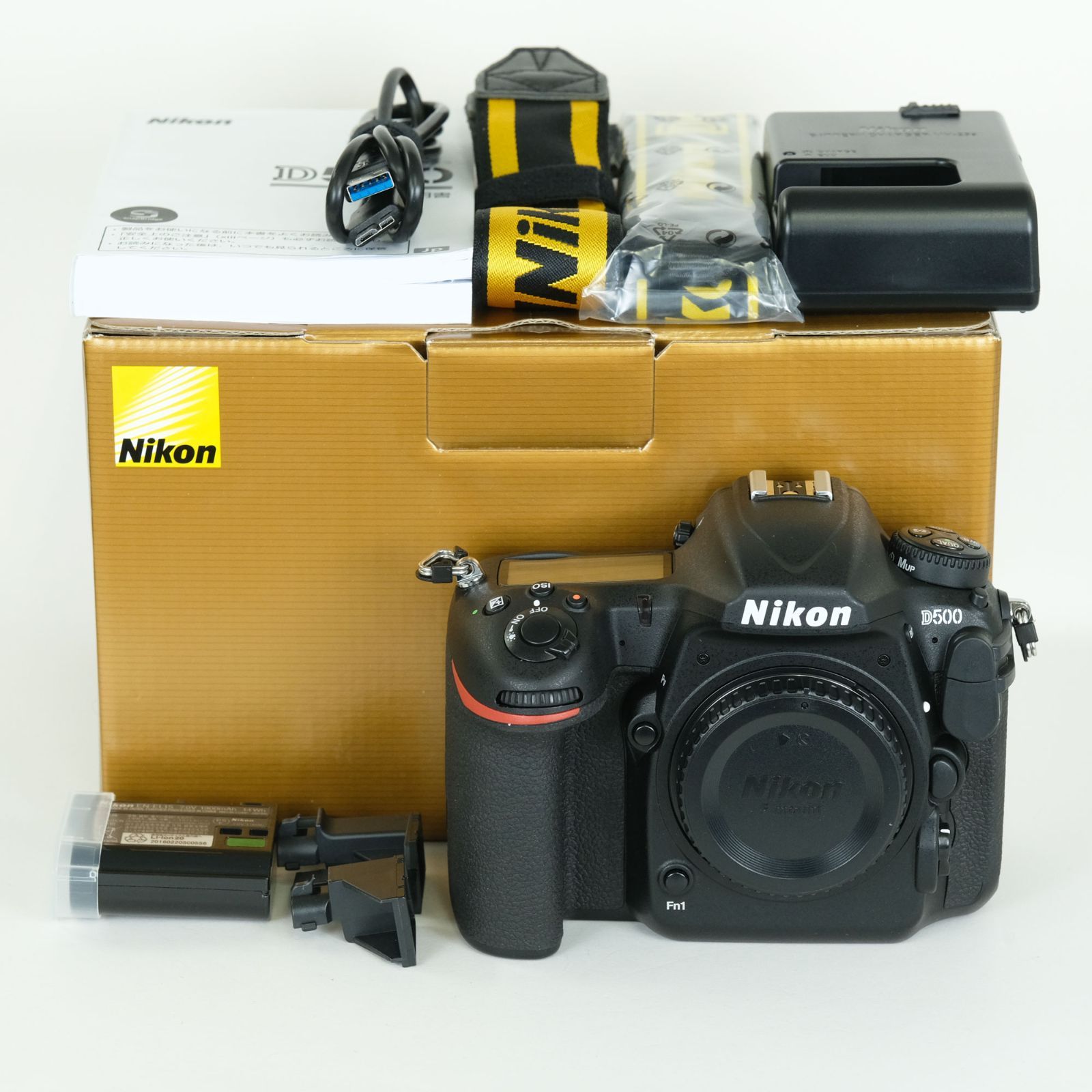 [ショット数16679・美品] Nikon D500 ボディ シャッター回数16679回・美品] □美品! ショット数少 Nikon D500