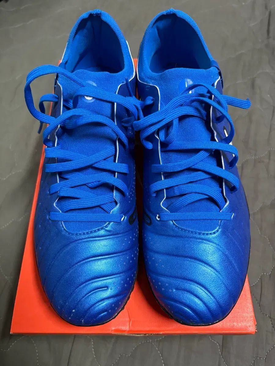 ナイキ ティエンポ レジェンド 10 プロ TF 285 サッカーシューズ