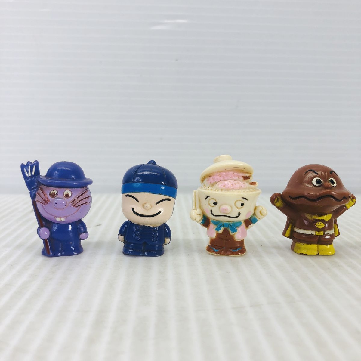 100円OFFクーポン ～8/30 23:00まで】◇レア アンパンマン 指人形
